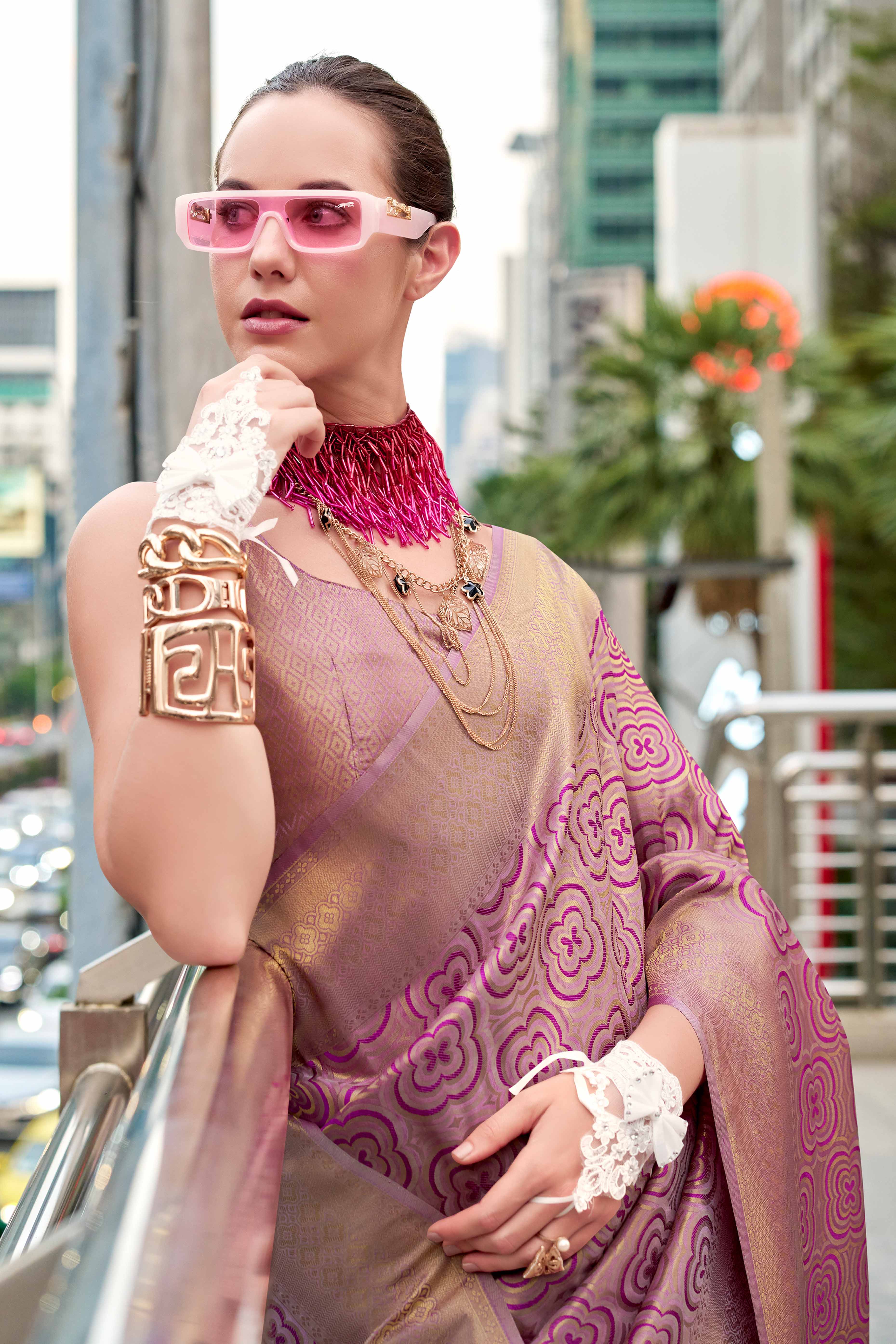 Purple Zari Woven Kanjivaram Silk Saree - Image 4