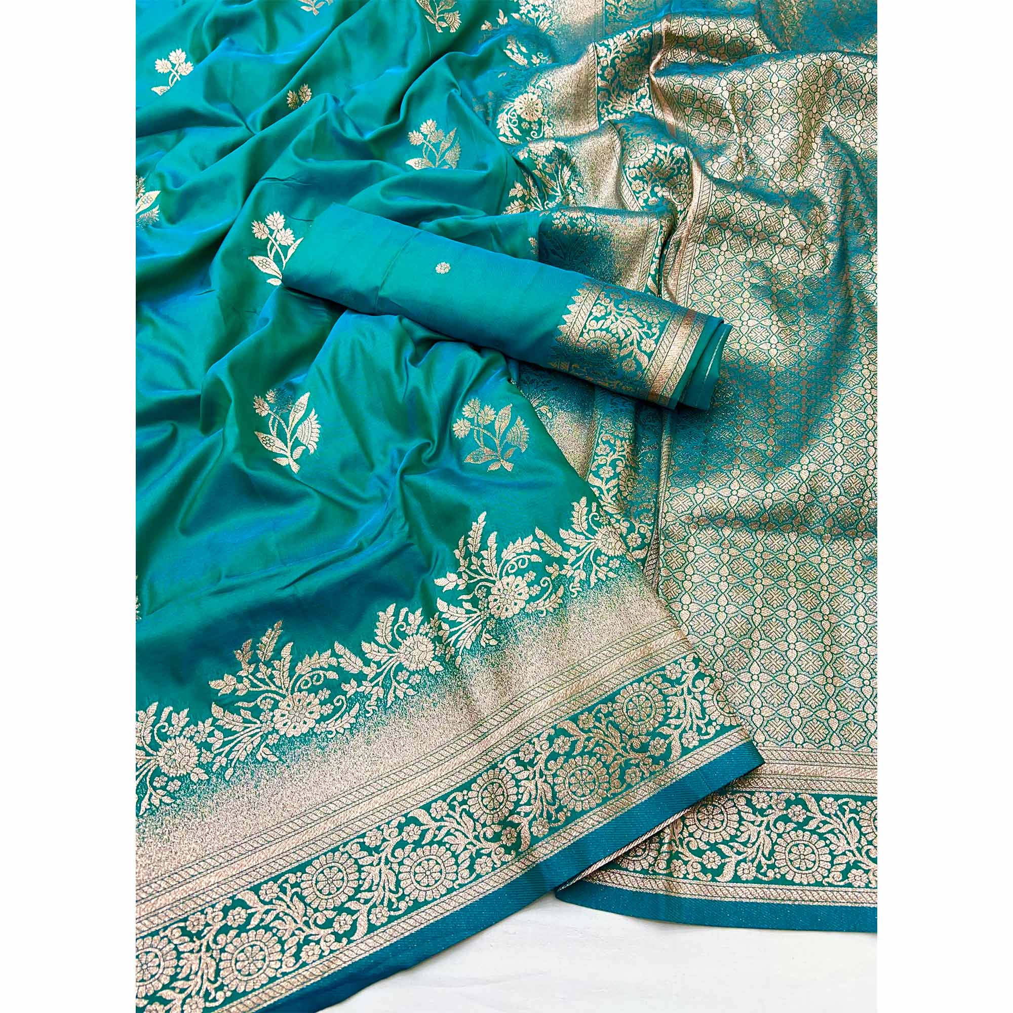 Rama Blue Art Silk Saree Featuring Intricate Floral Zari Weaving & An Elegant Banarasi Pallu - Image 3