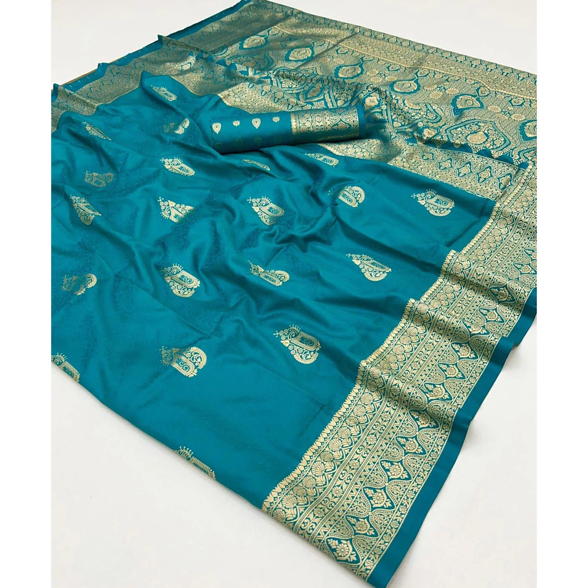 5Rama Blue Floral Zari Weaving Banarasi Silk Saree - Image 4