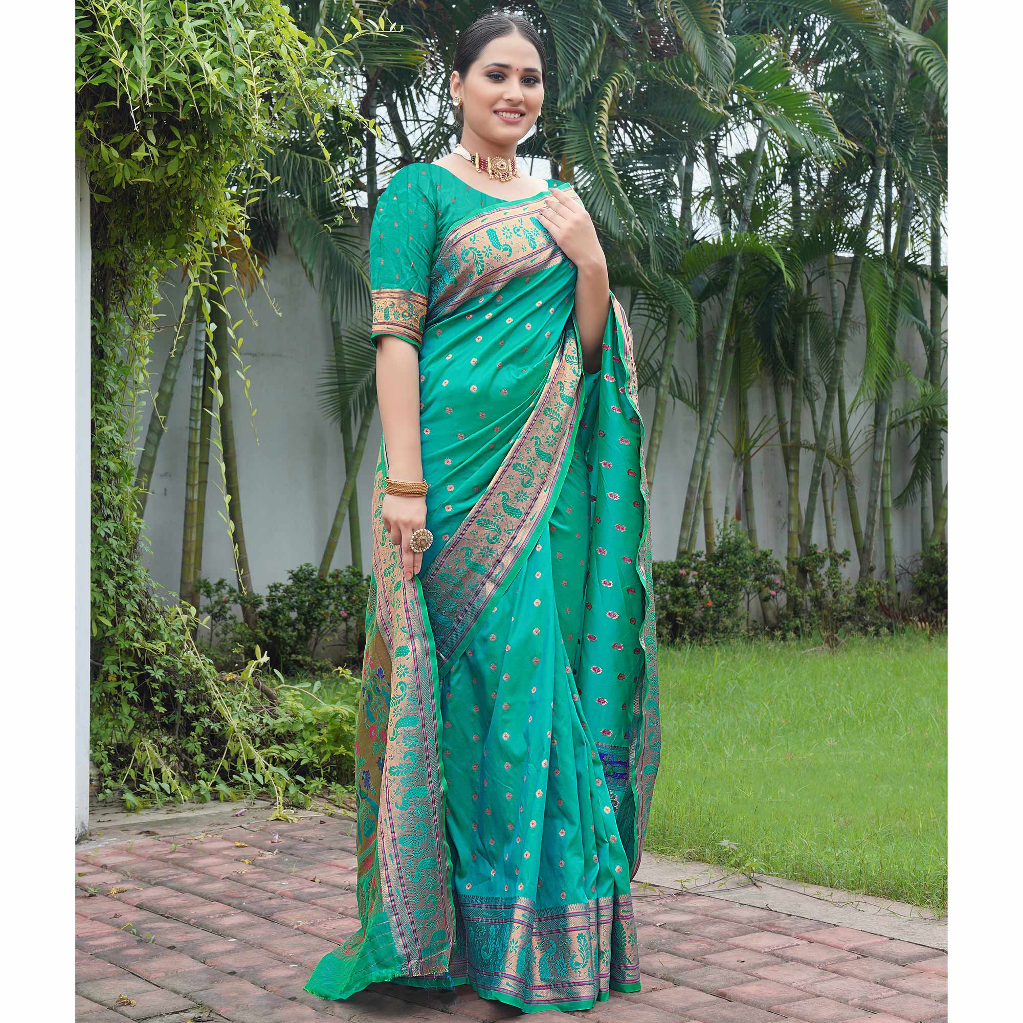 Rama Blue Woven Paithani Art Silk Saree - Image 4