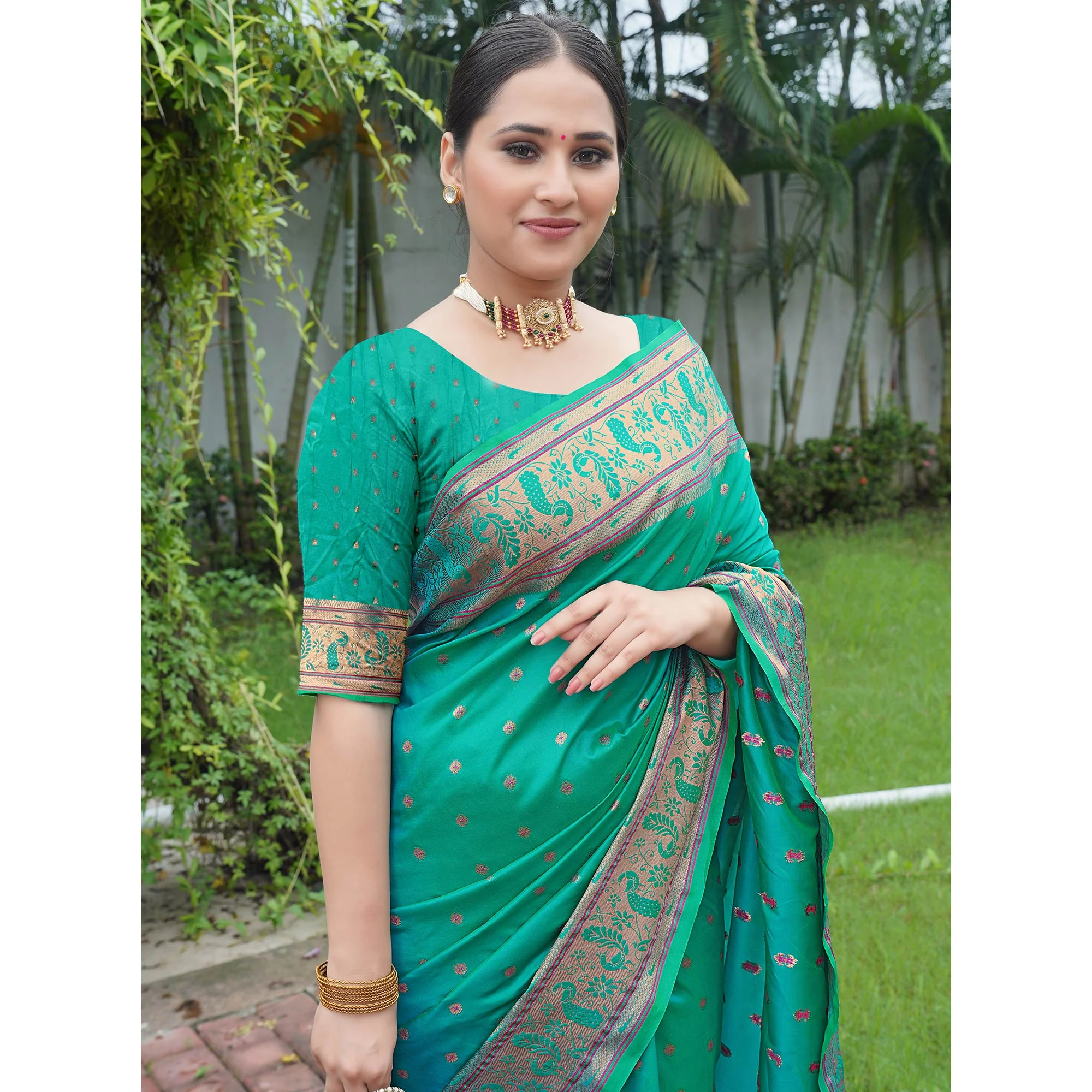 Rama Blue Woven Paithani Art Silk Saree - Image 5