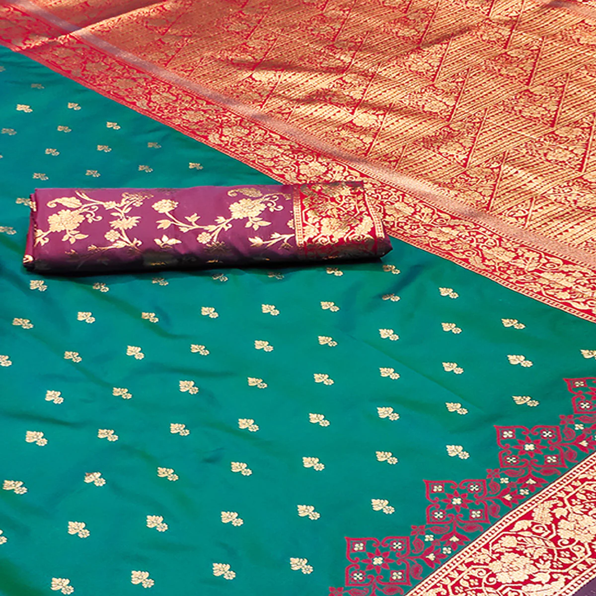 Rama Green Cotton Silk Saree with Intricate Zari Weaving - Image 2