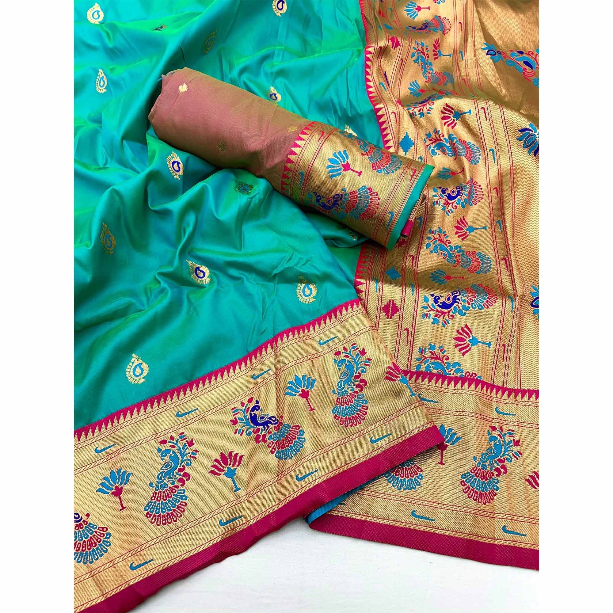 Rama Green Floral Woven Pure Silk Paithani Saree - Image 3