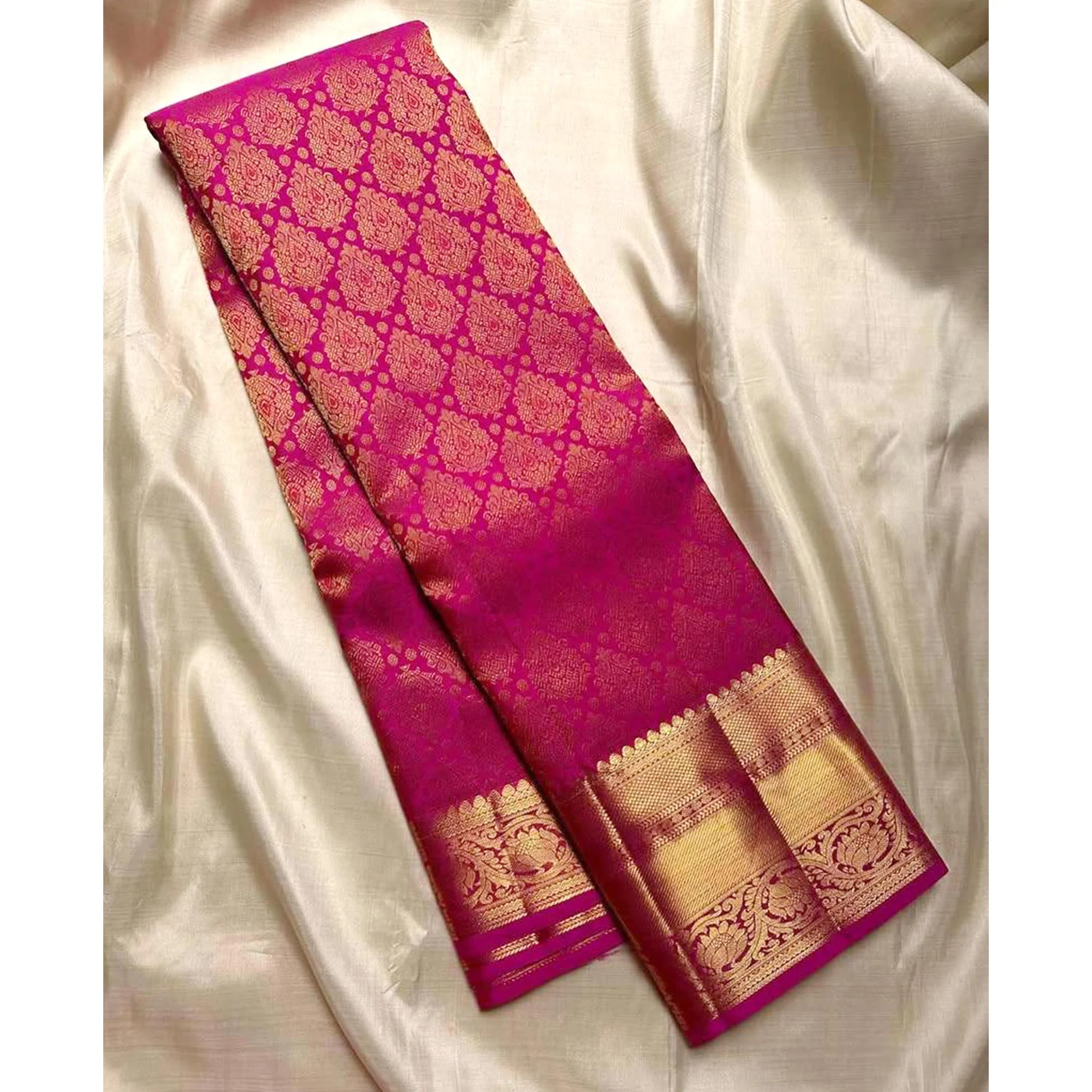 Rani Pink Floral Woven Lichi Banarasi Silk Saree - Image 6