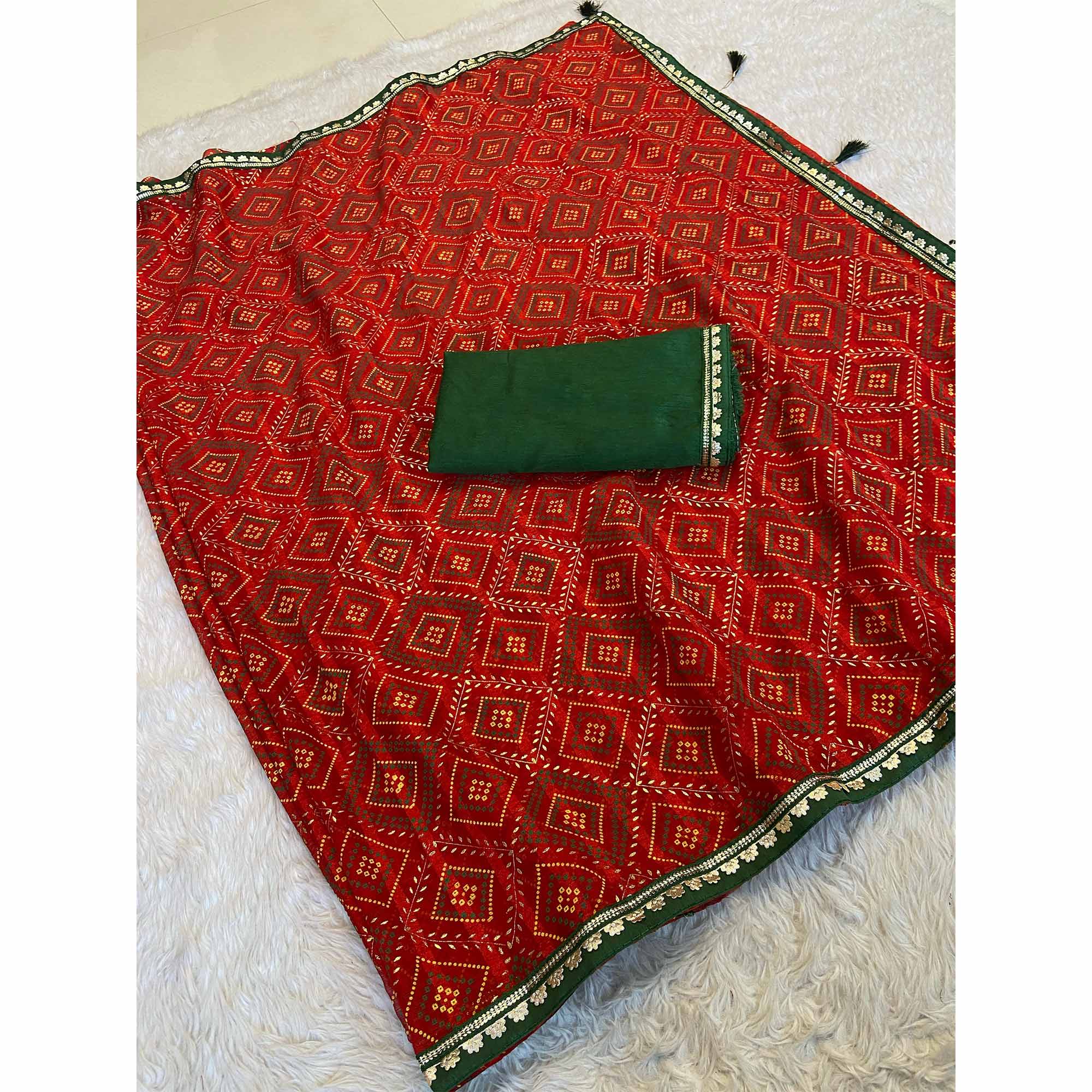 Red Bandhani Foil Printed Chiffon Saree - Image 3