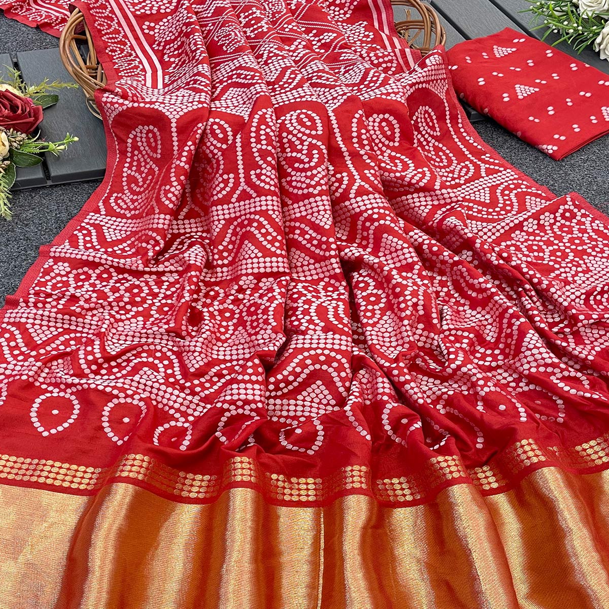 Red Bandhani Zari Woven Dola Silk Saree - Image 2