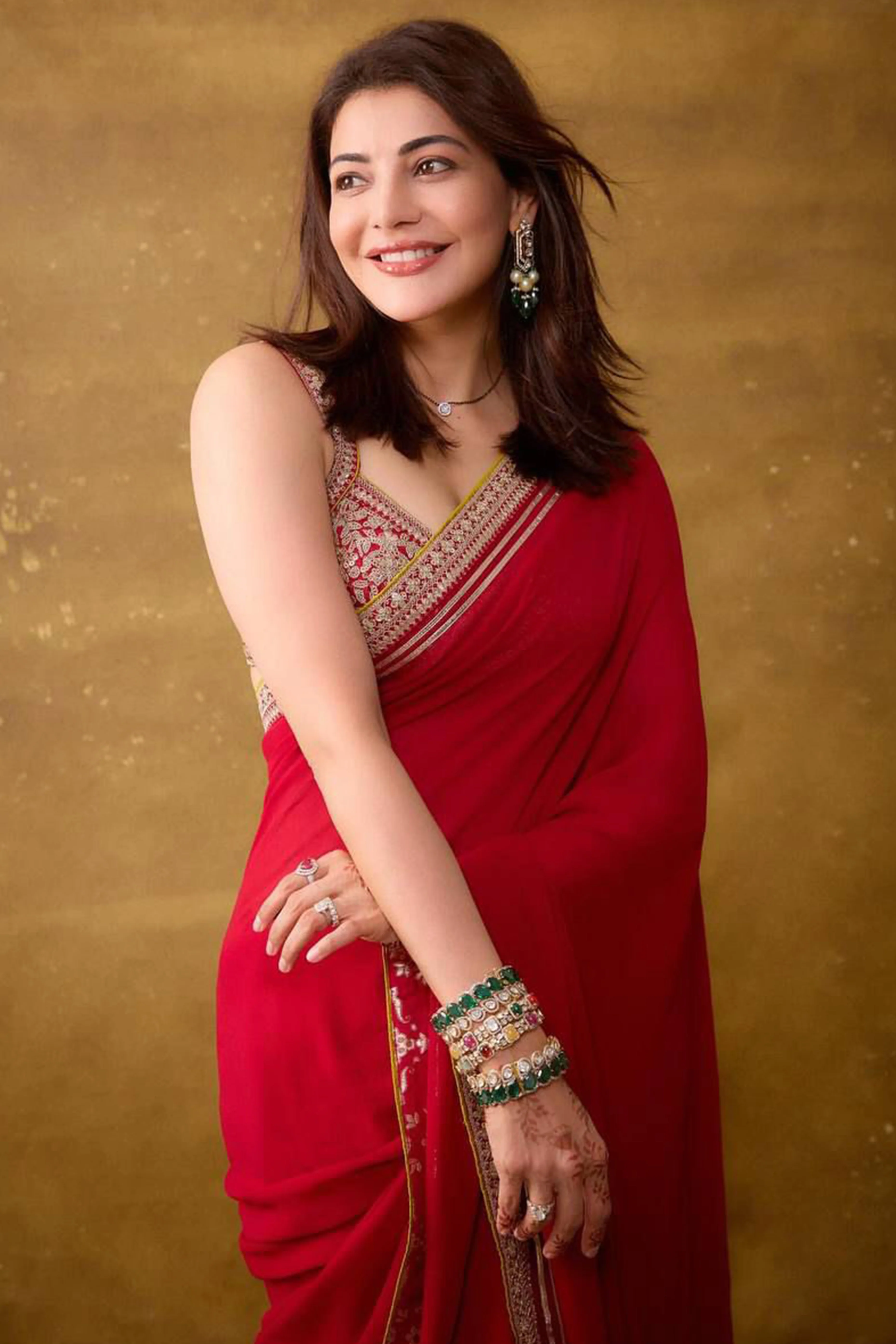 Red Festive Silk Blend Saree Highlighted with Silver Thread Work and Shimmering Sequins - Image 8