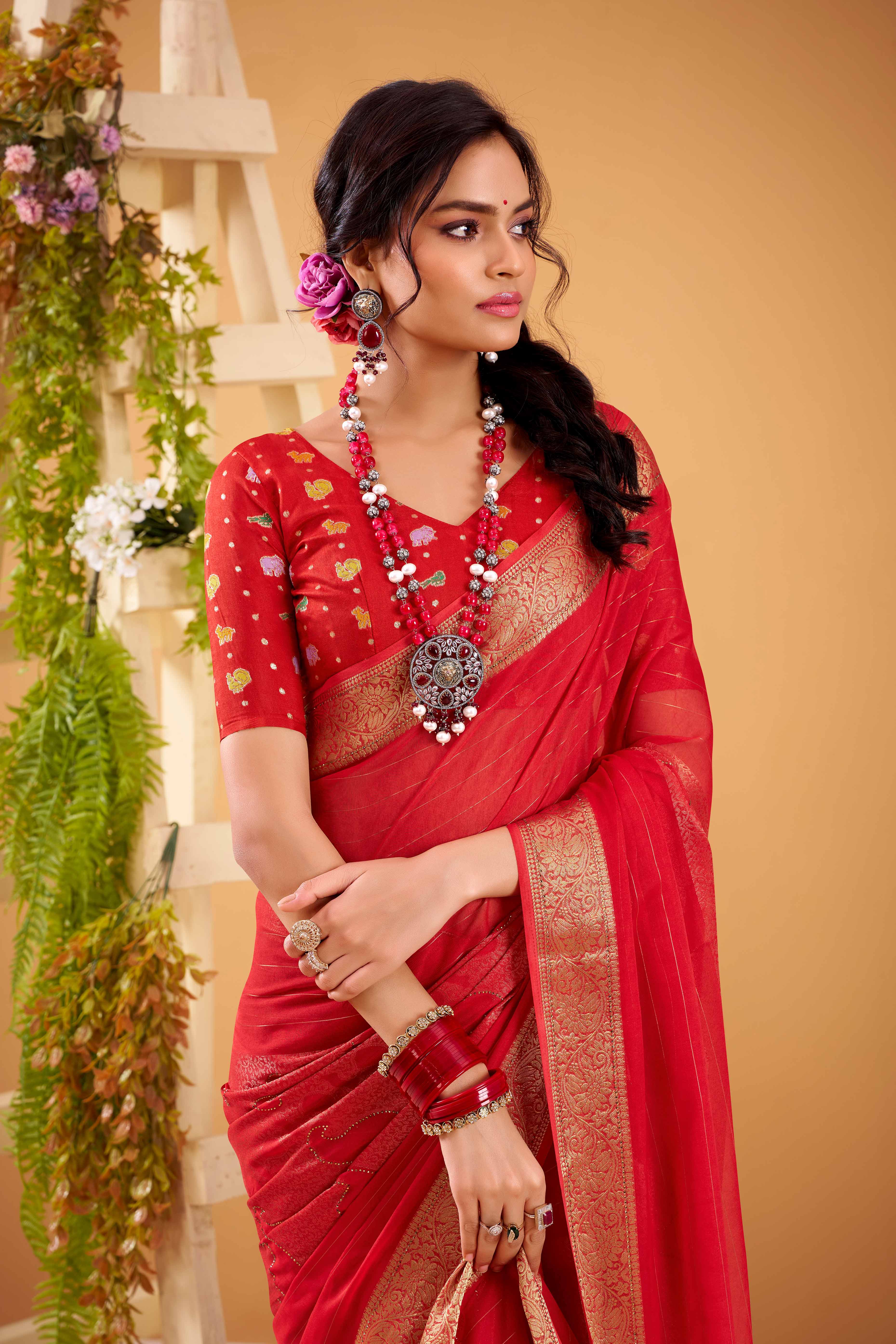 Red Jacquard Saree Featuring Swarovski Embellishments With Rich Paisley & Floral Weave - Image 4