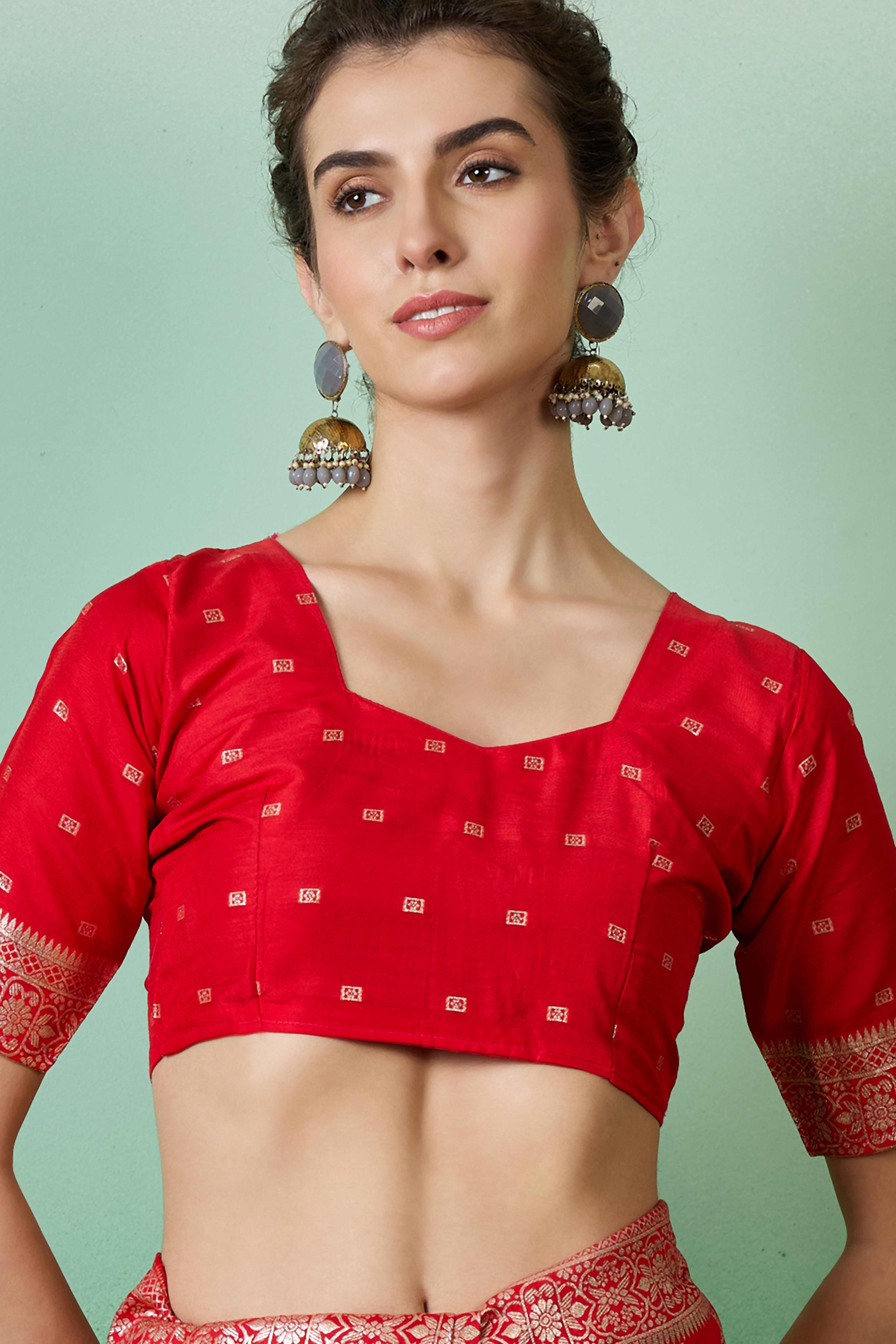 Red Jacquard Saree In Cotton Blend Featuring Elegant Floral Weaving & A Tasselled Pallu - Image 5