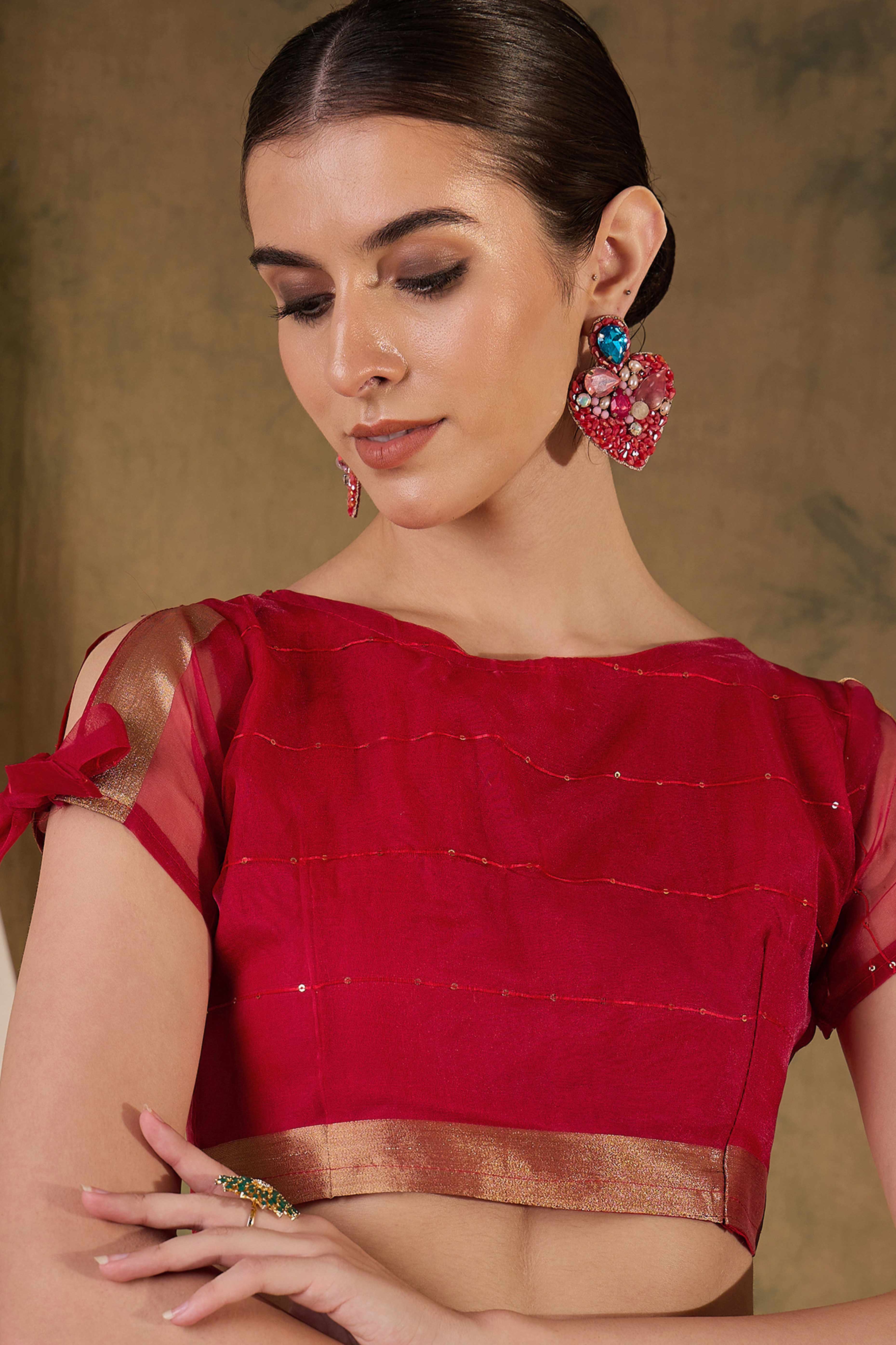 Red Organza Silk Saree Featuring Shimmering Sequins Embroidery & Elegant Tasselled Pallu - Image 6