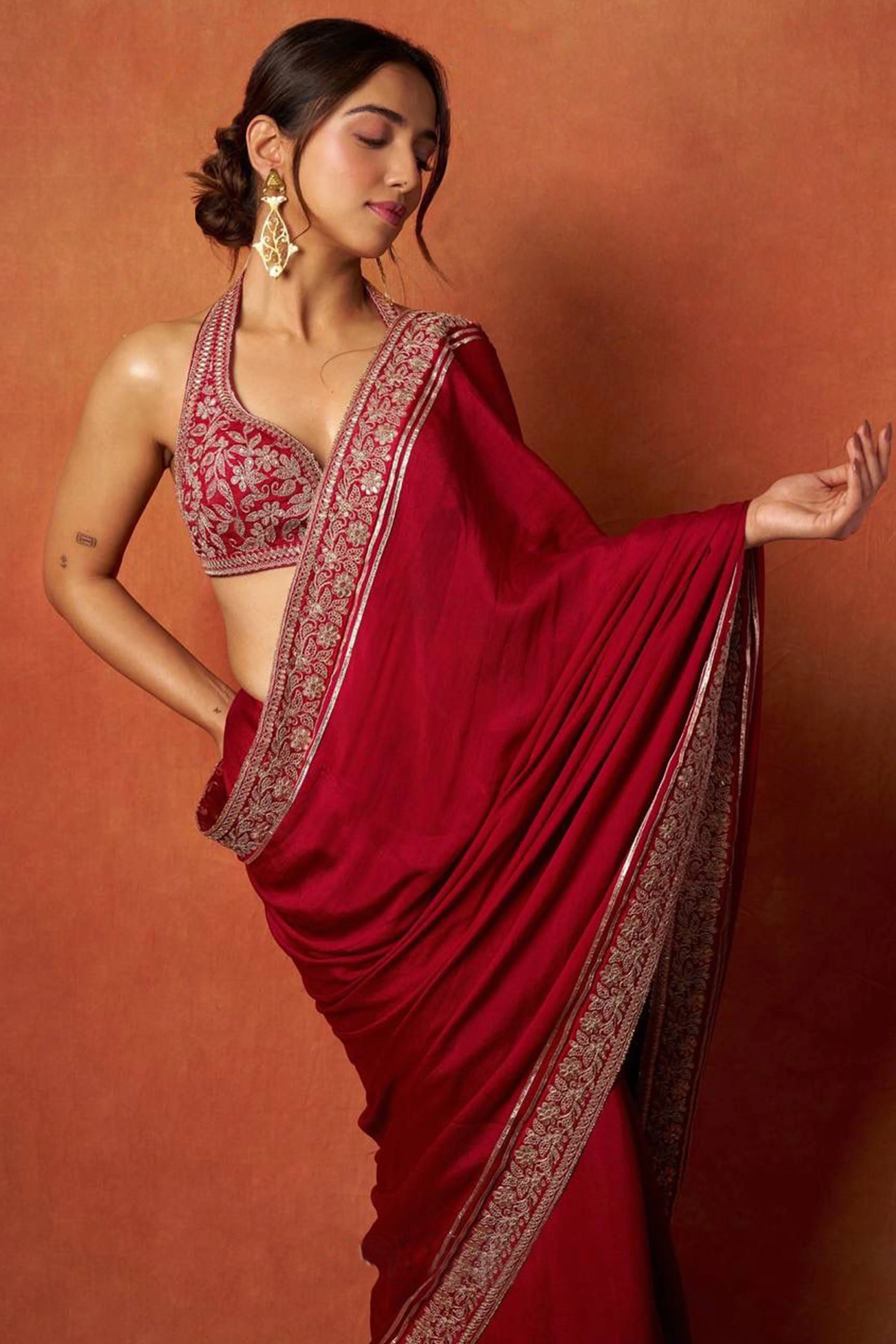 Red Partywear Silk Blend Saree Featuring Rich Silver Thread and Sequins Work - Image 10
