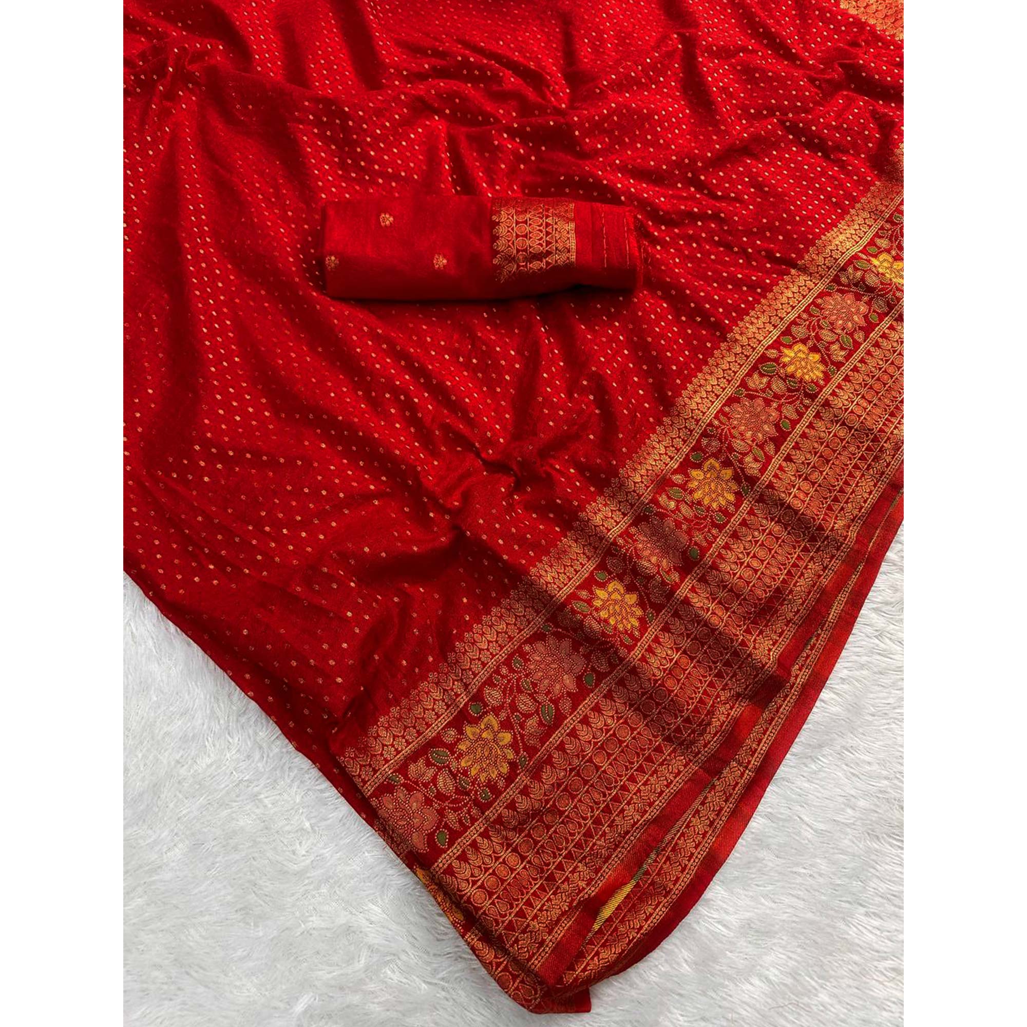 Red Saree in Pure Georgette Featuring Delicate Zari Butti Work - Image 4