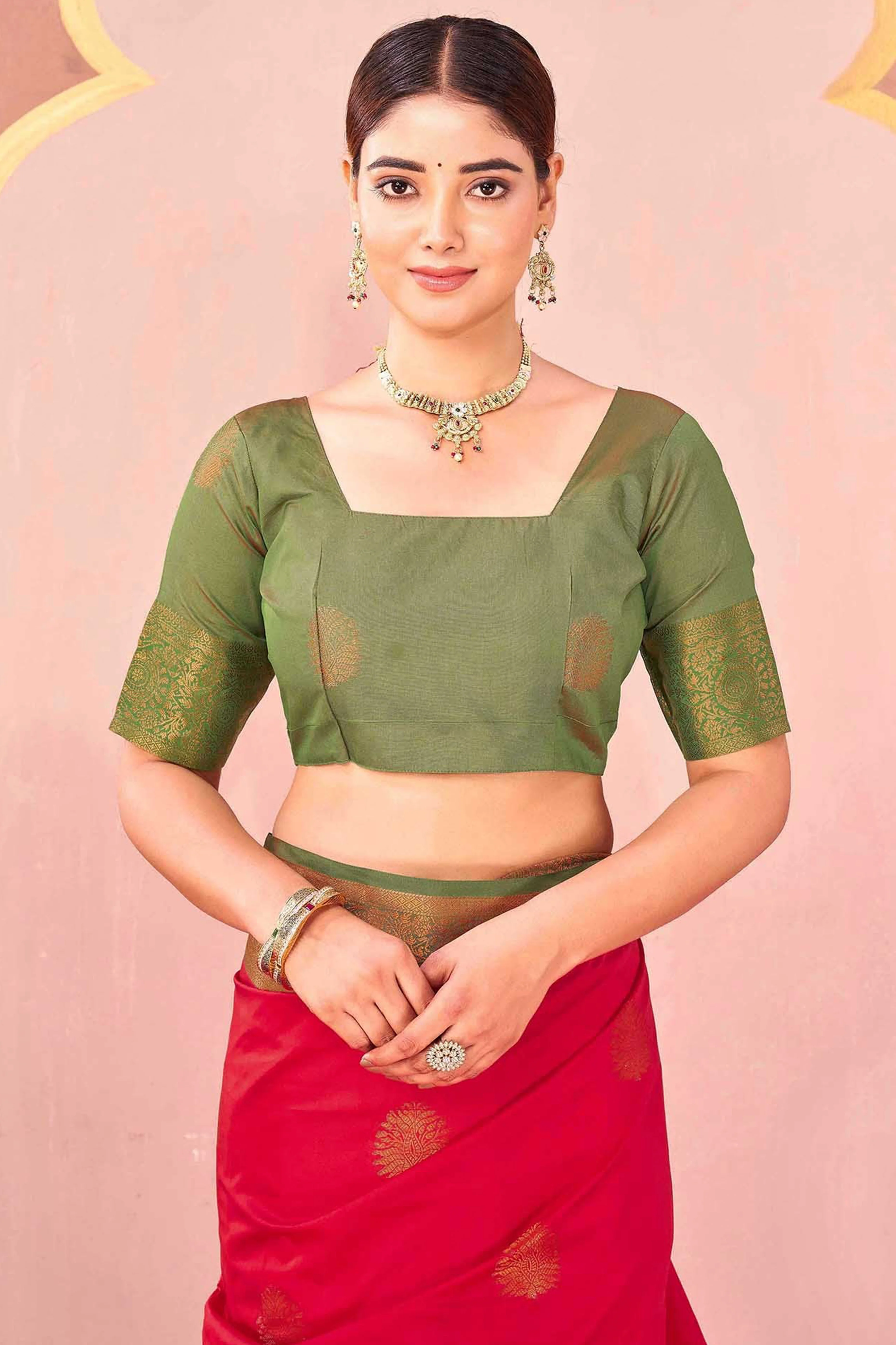 Red Silk Blend Saree Adorned With Zari Woven Floral & Paisley Design - Image 7