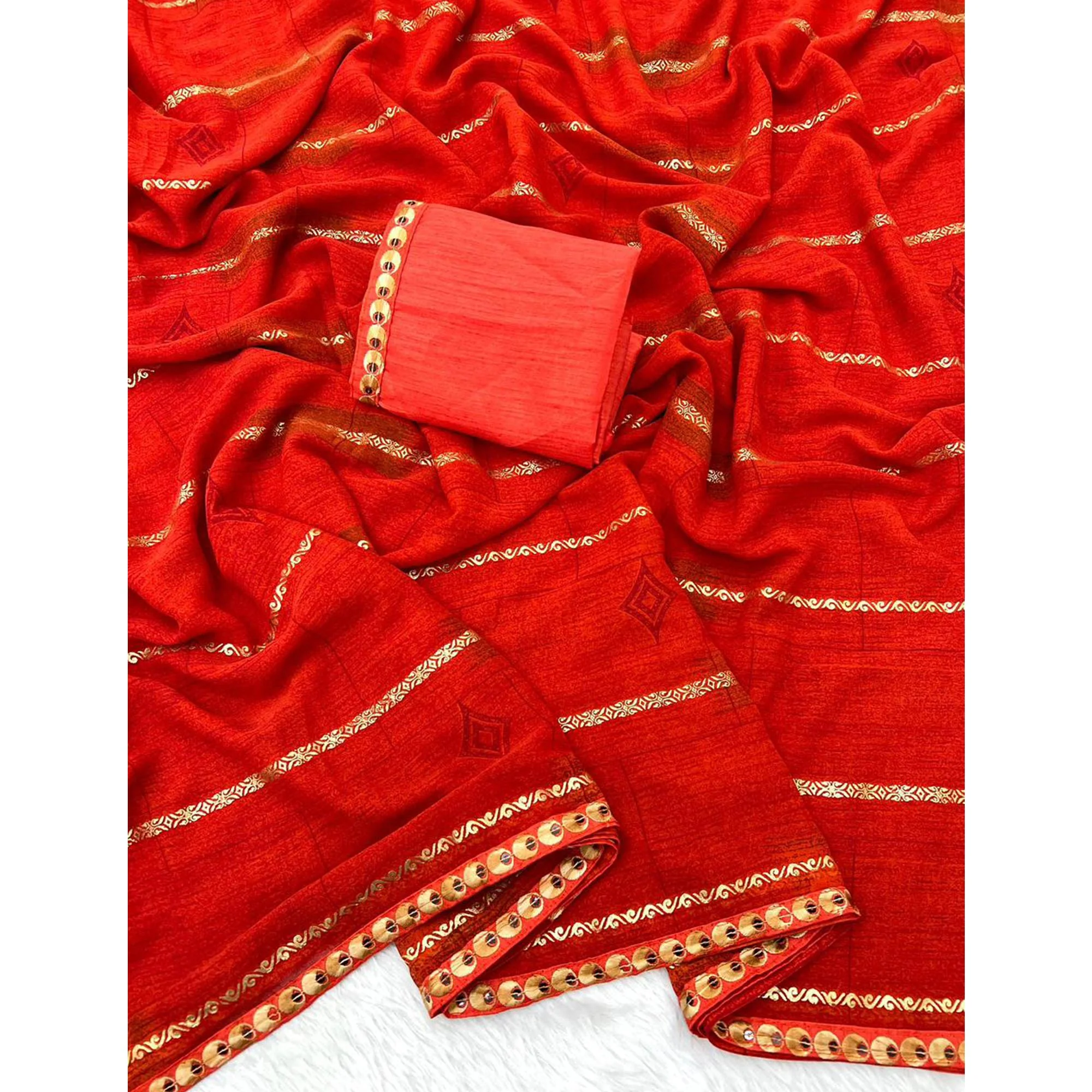 Red Soft Crush Georgette Printed Saree - Image 3