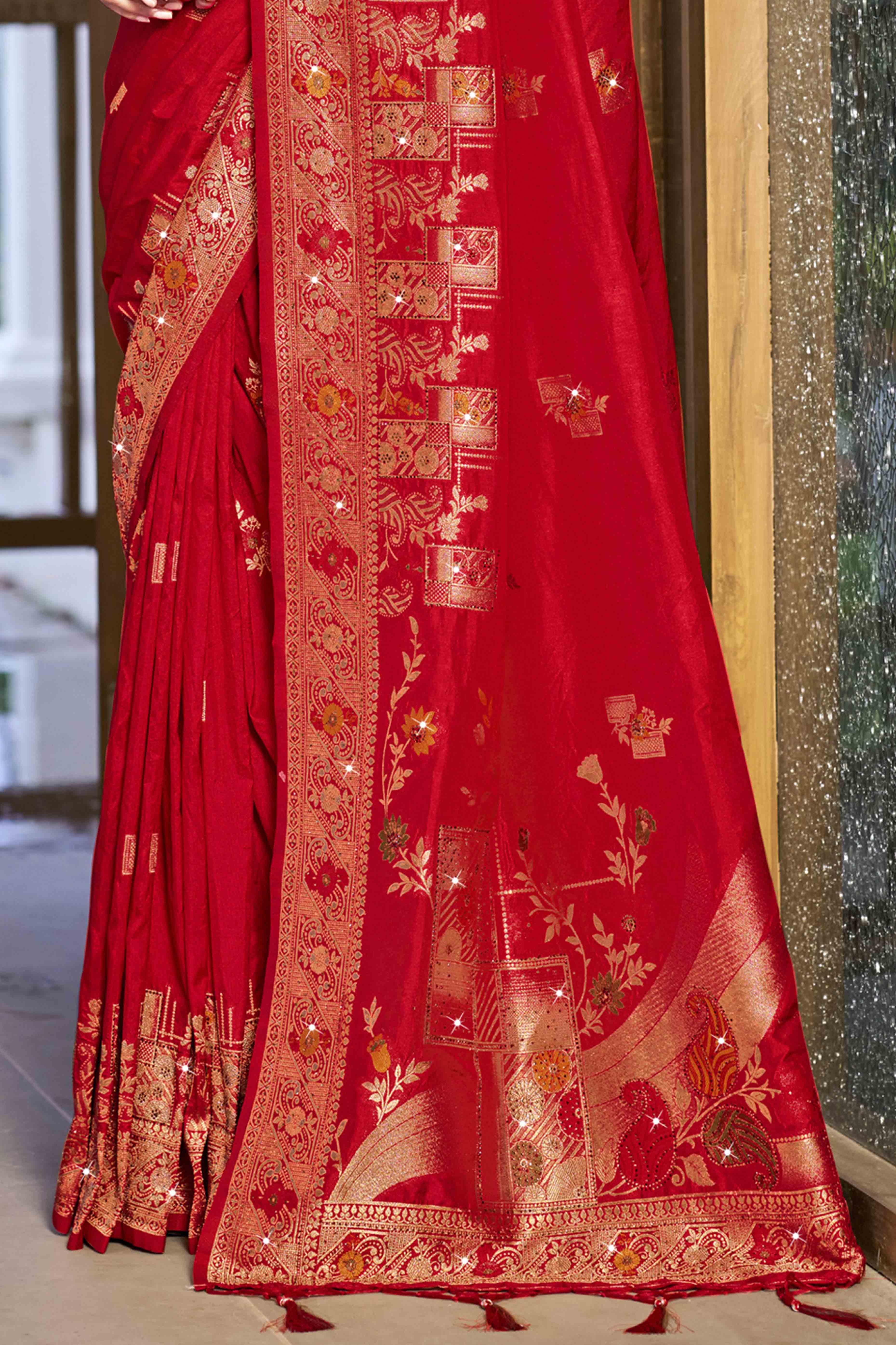 Red Stone Work Weaving Satin Silk Saree - Image 4