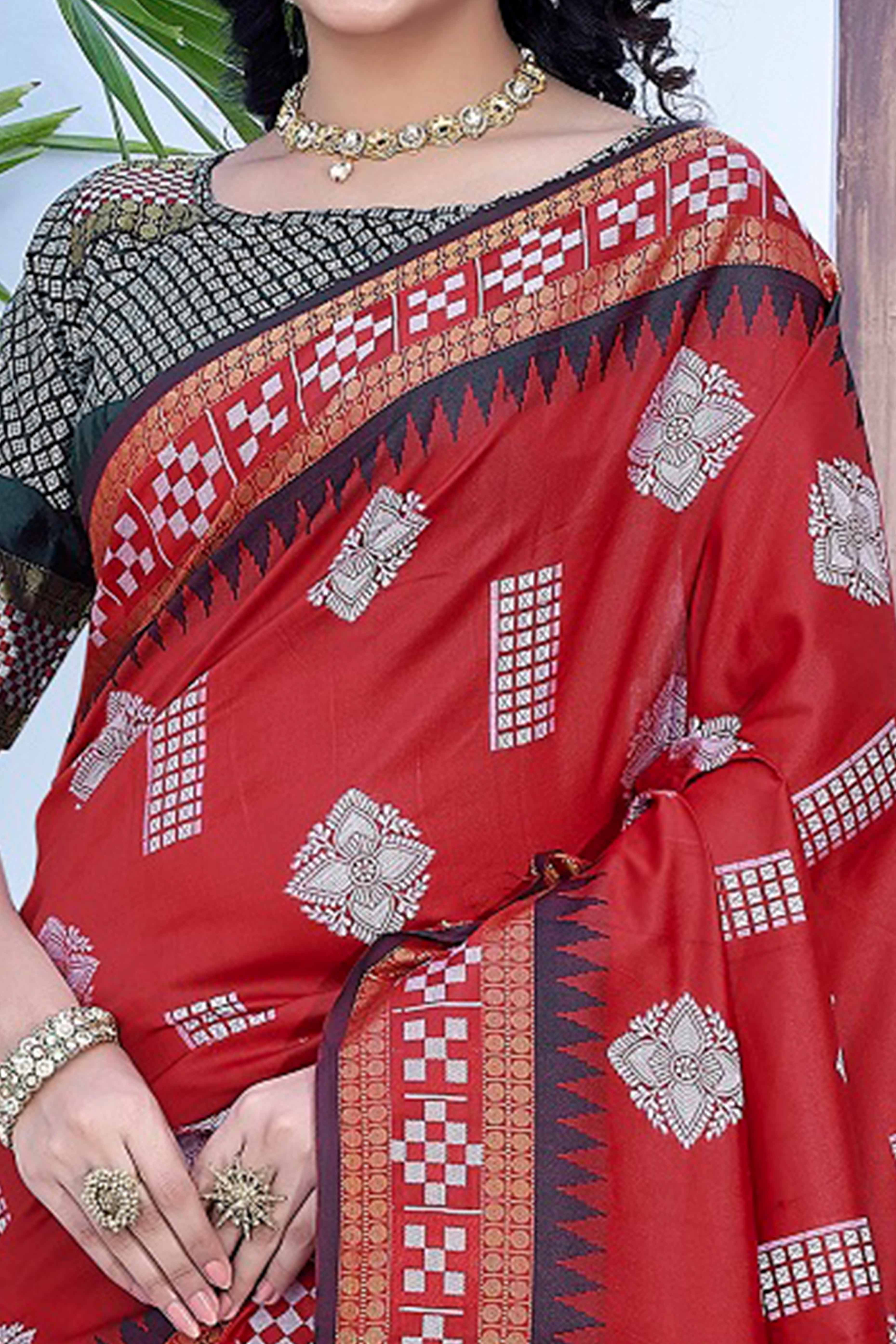 Red Zari Weaving Cotton Silk Saree - Image 2