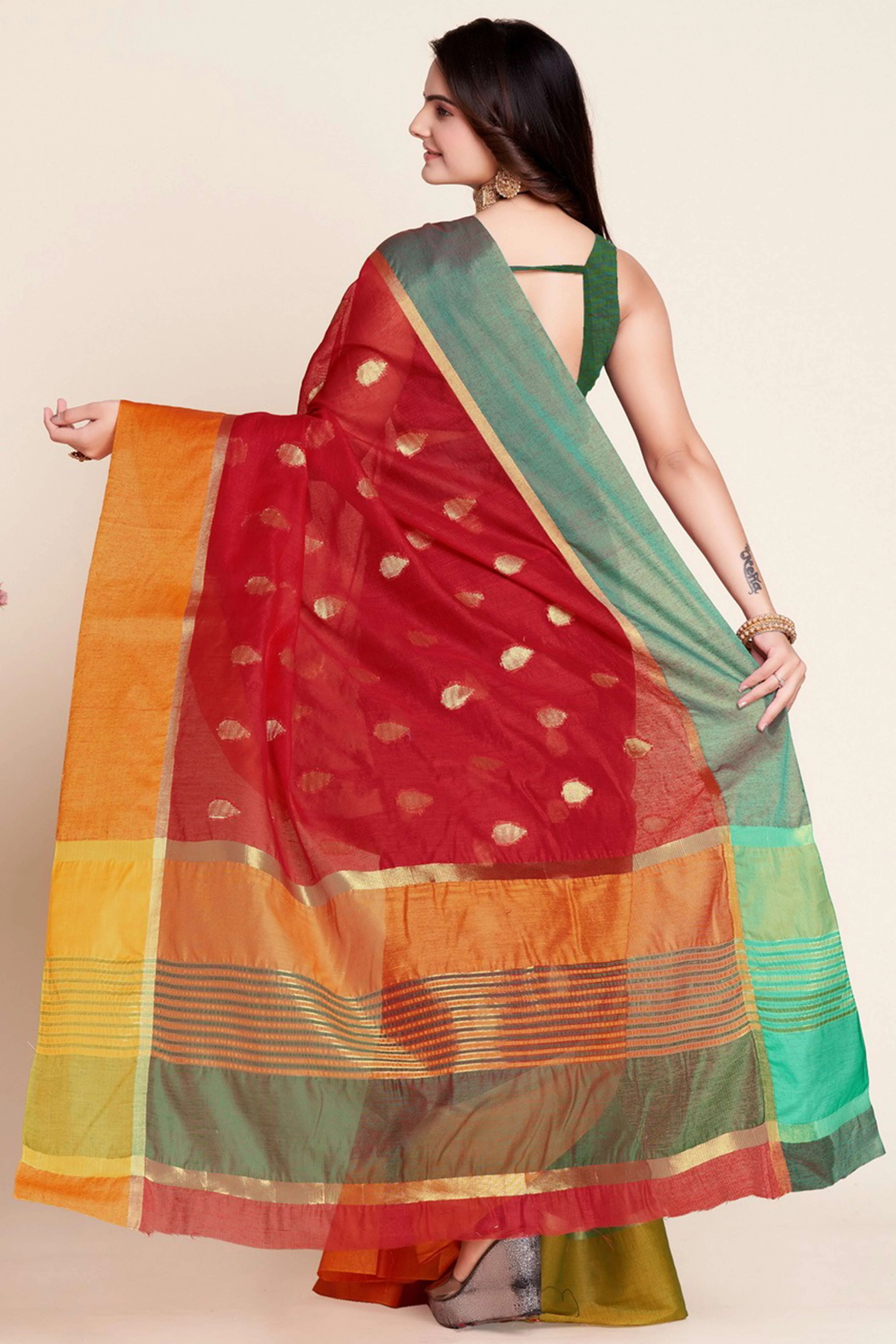 Red Zari Weaving Cotton Silk Saree - Image 4