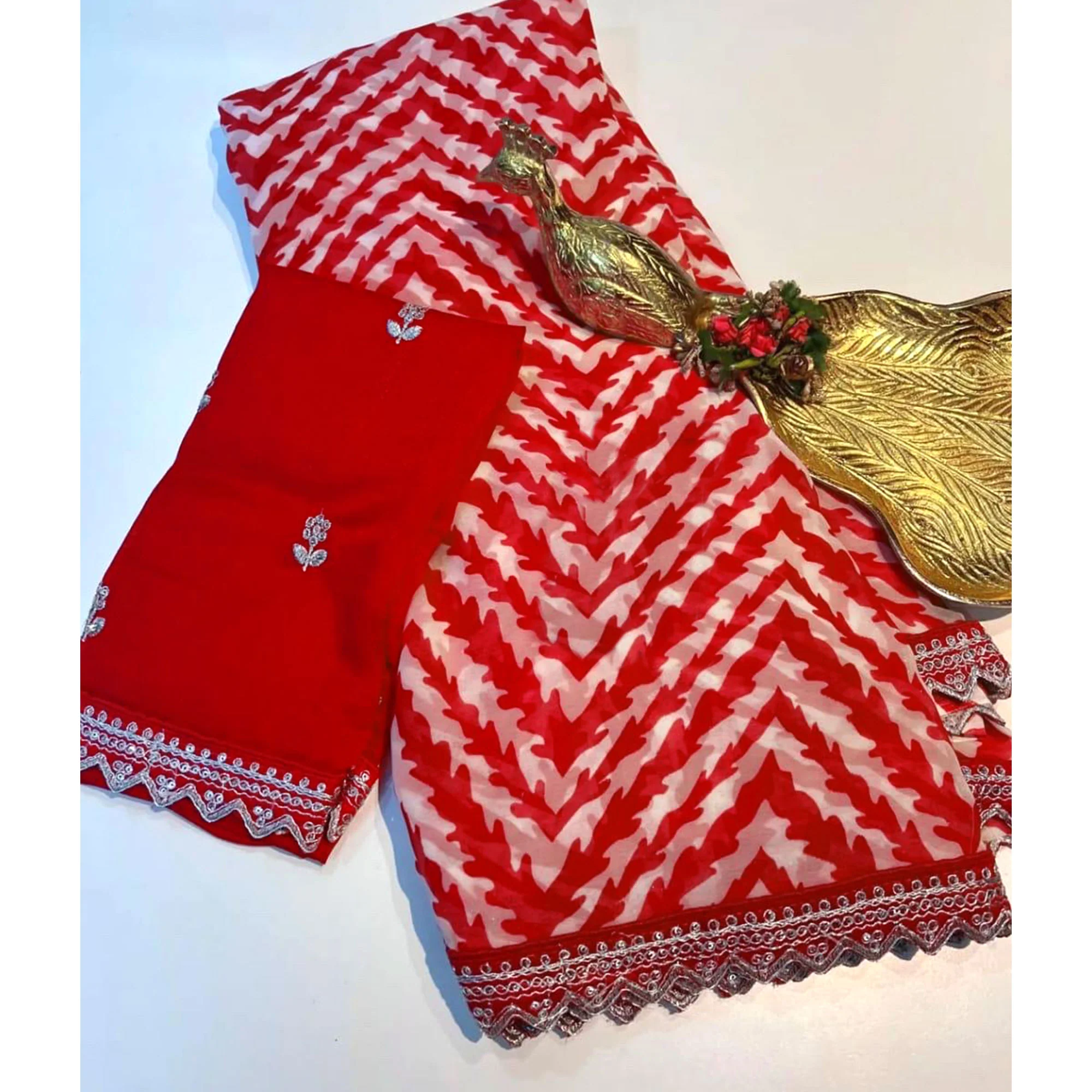 Red Zig Zag Printed Georgette Saree With Sequins Embroidered Border - Image 4