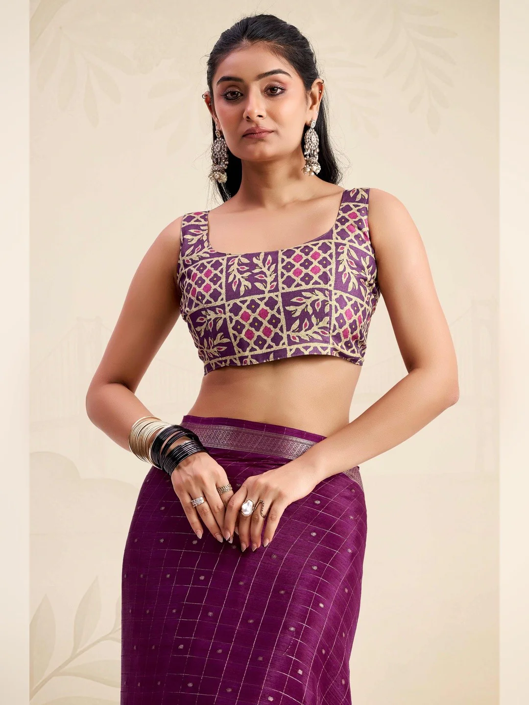 Refreshing Wine Floral Weaving Chinon Jacquard Saree With Artful Tassel Pallu Accent - Image 6