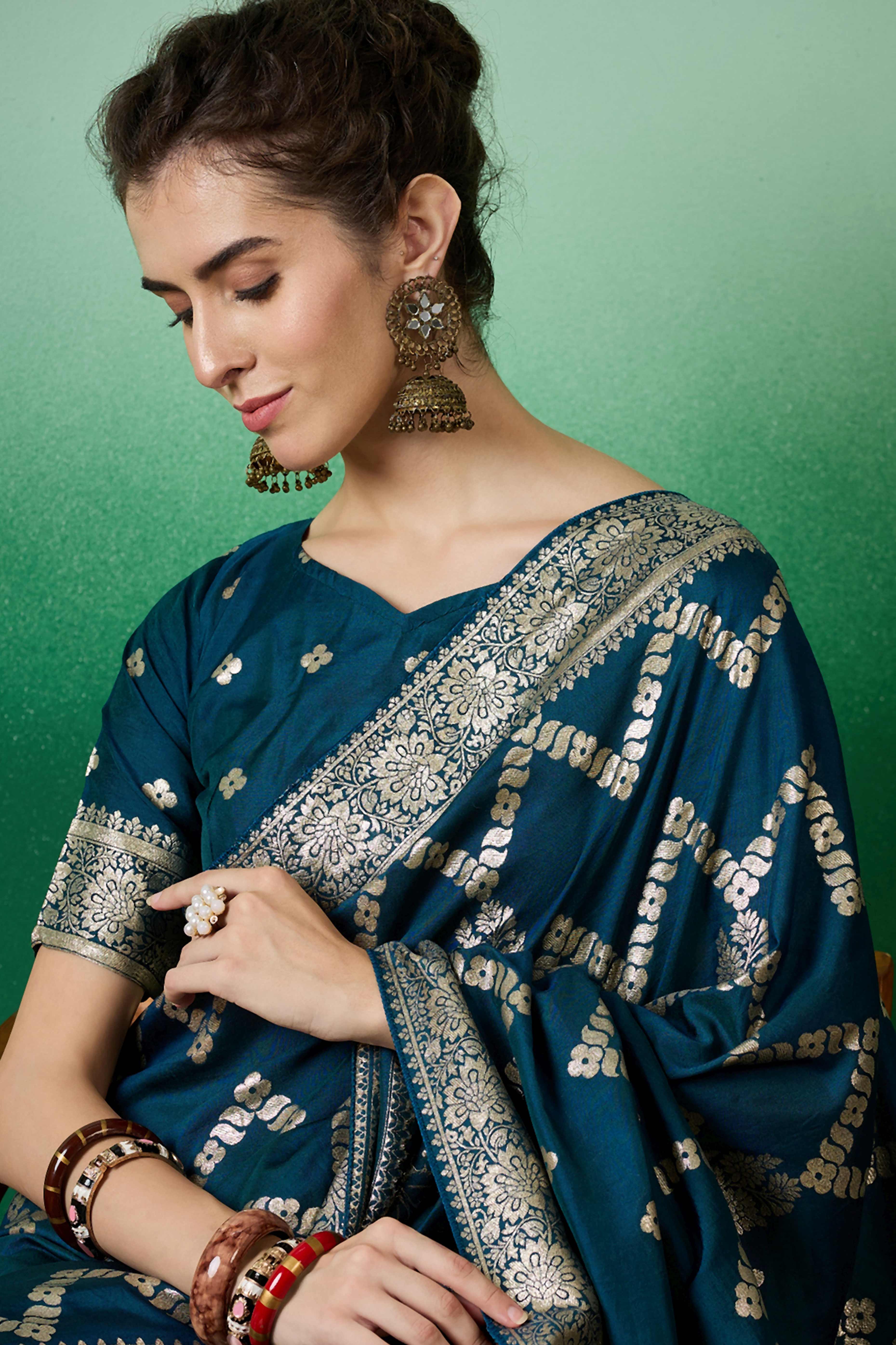 Rich Teal Blue Cotton Blend Jacquard Saree Adorned With Floral Weaving & Graceful Tassel Pallu - Image 6