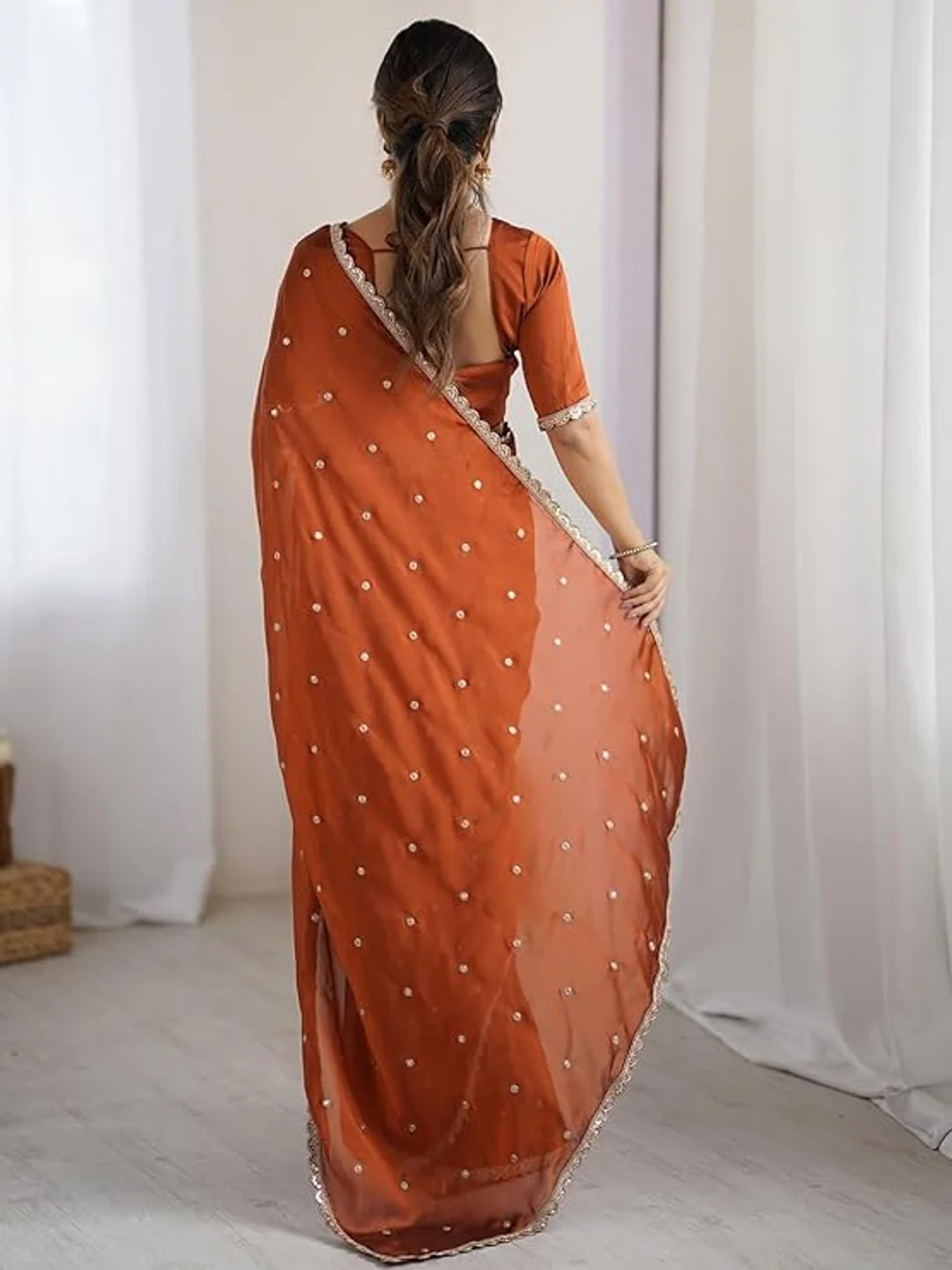 Royal Brown Silk Blend Party Wear Saree with Elegant Sequins Embellishment - Image 3
