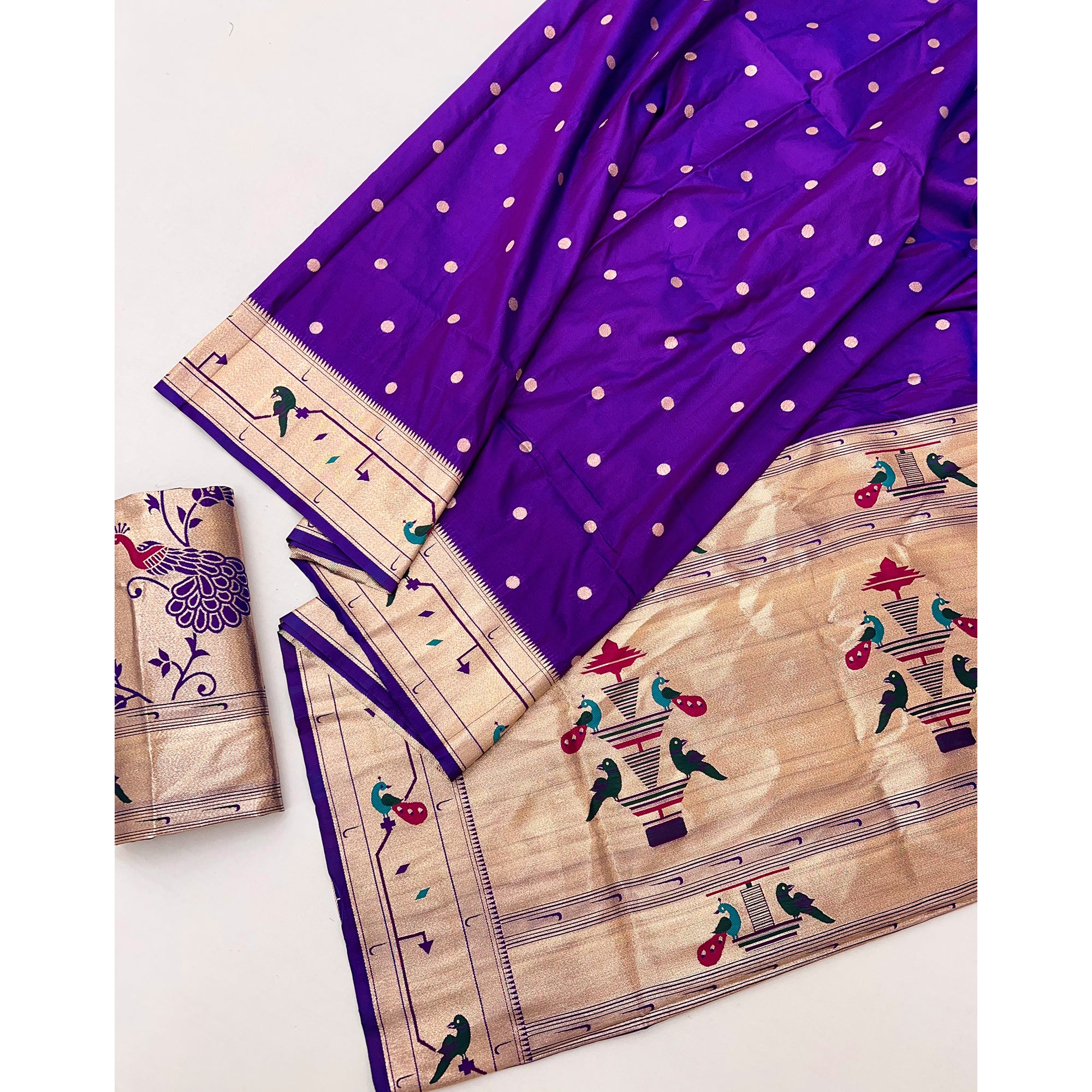Royal Purple Floral Zari Weaving Work Silk Blend Paithani Saree With Traditional Charm - Image 3