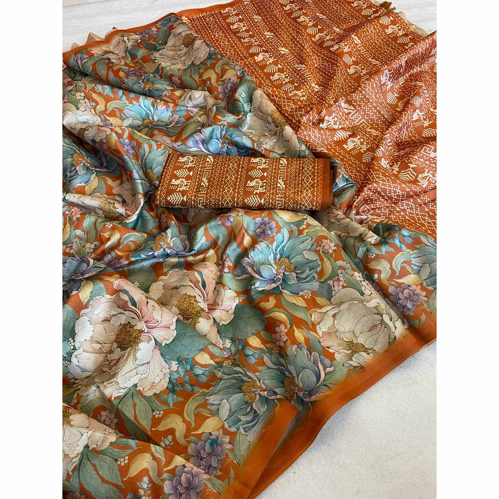Rust Orange Floral Digital Printed Cotton Handloom Silk Saree - Image 4