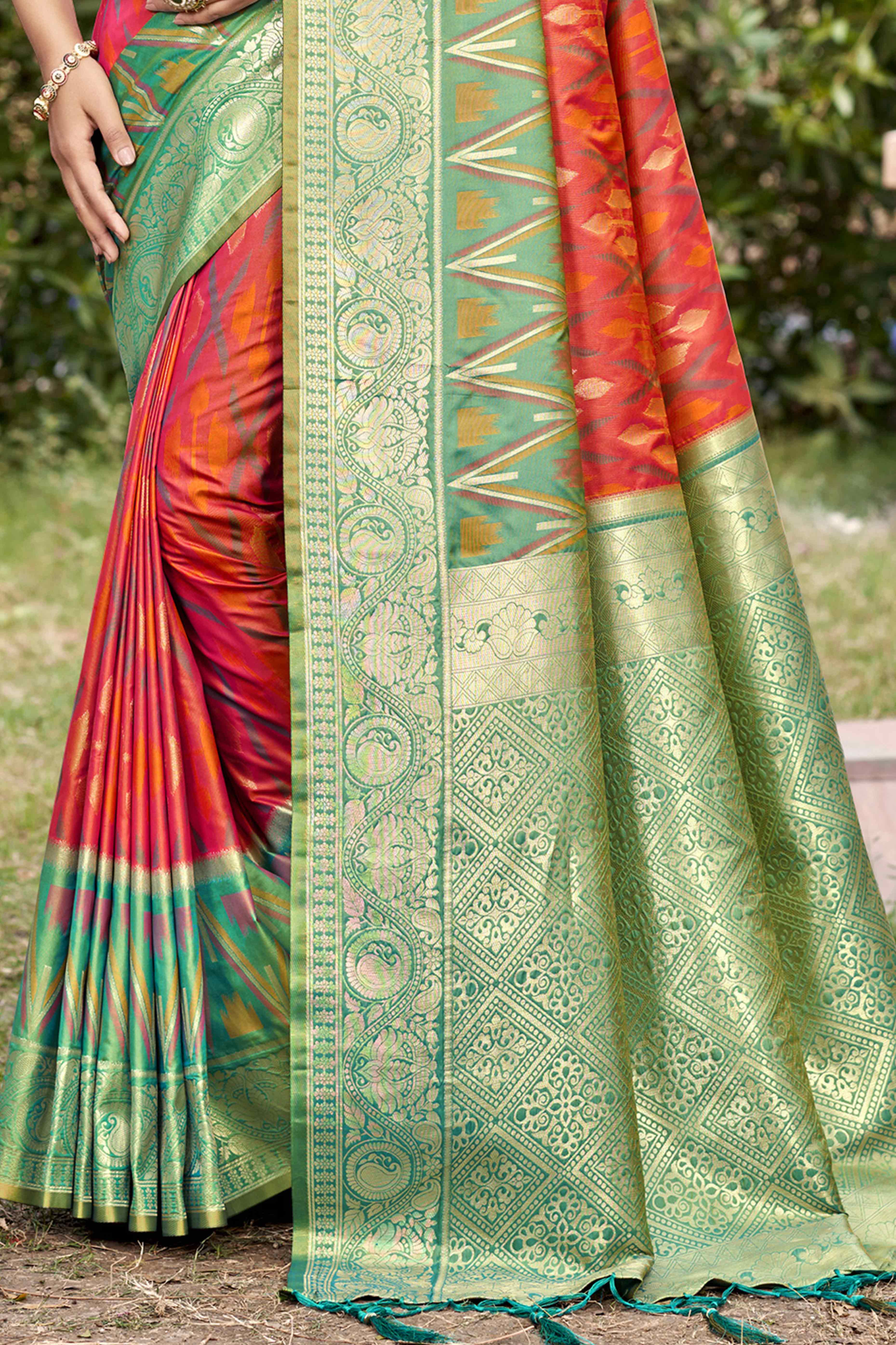 Salmon Pink & Rama Woven Cotton Silk Saree With Tassels - Image 4