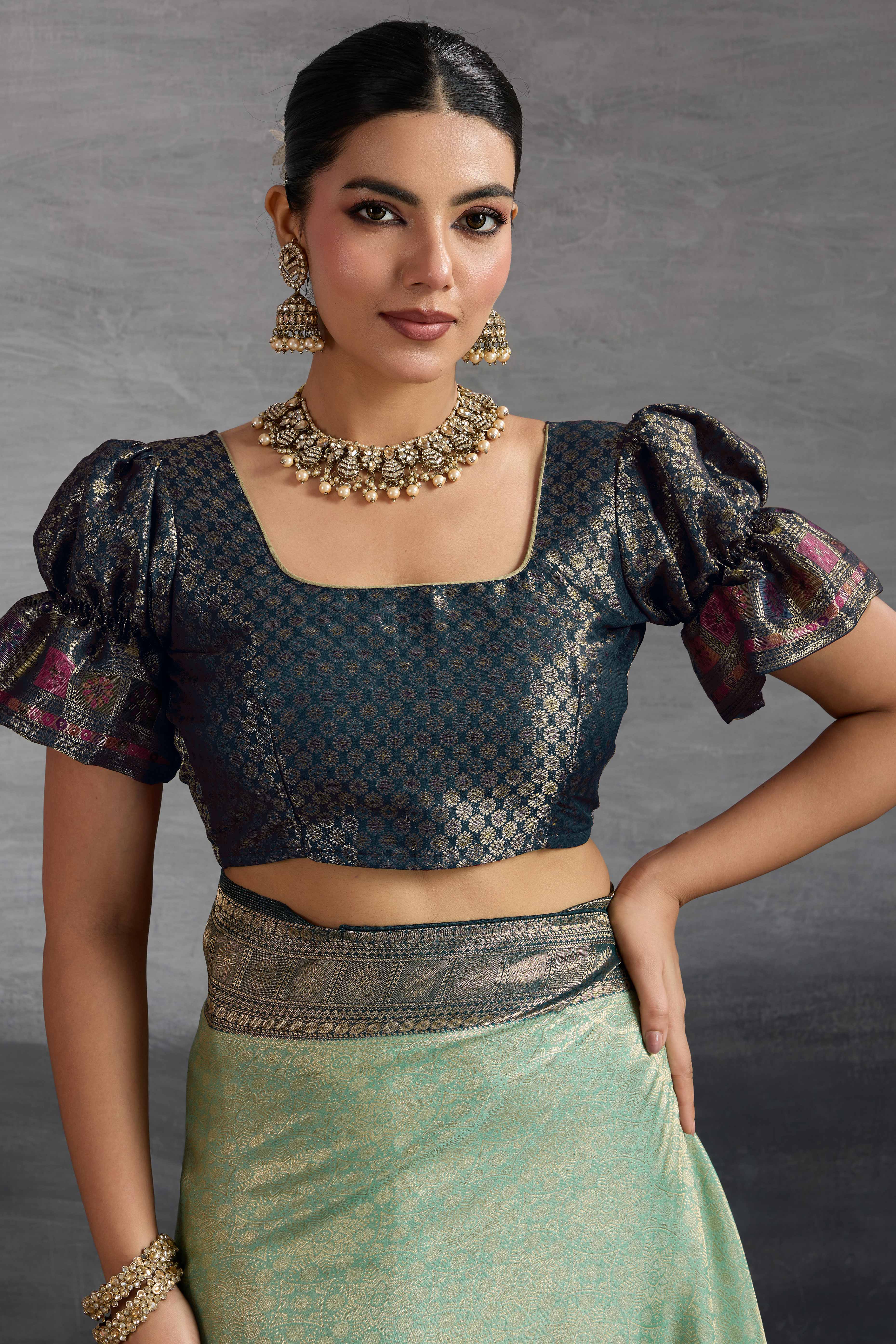 Sea Green Silk Kanjivaram Silk Saree Enhanced With Meenakari Weaving Borders - Image 6