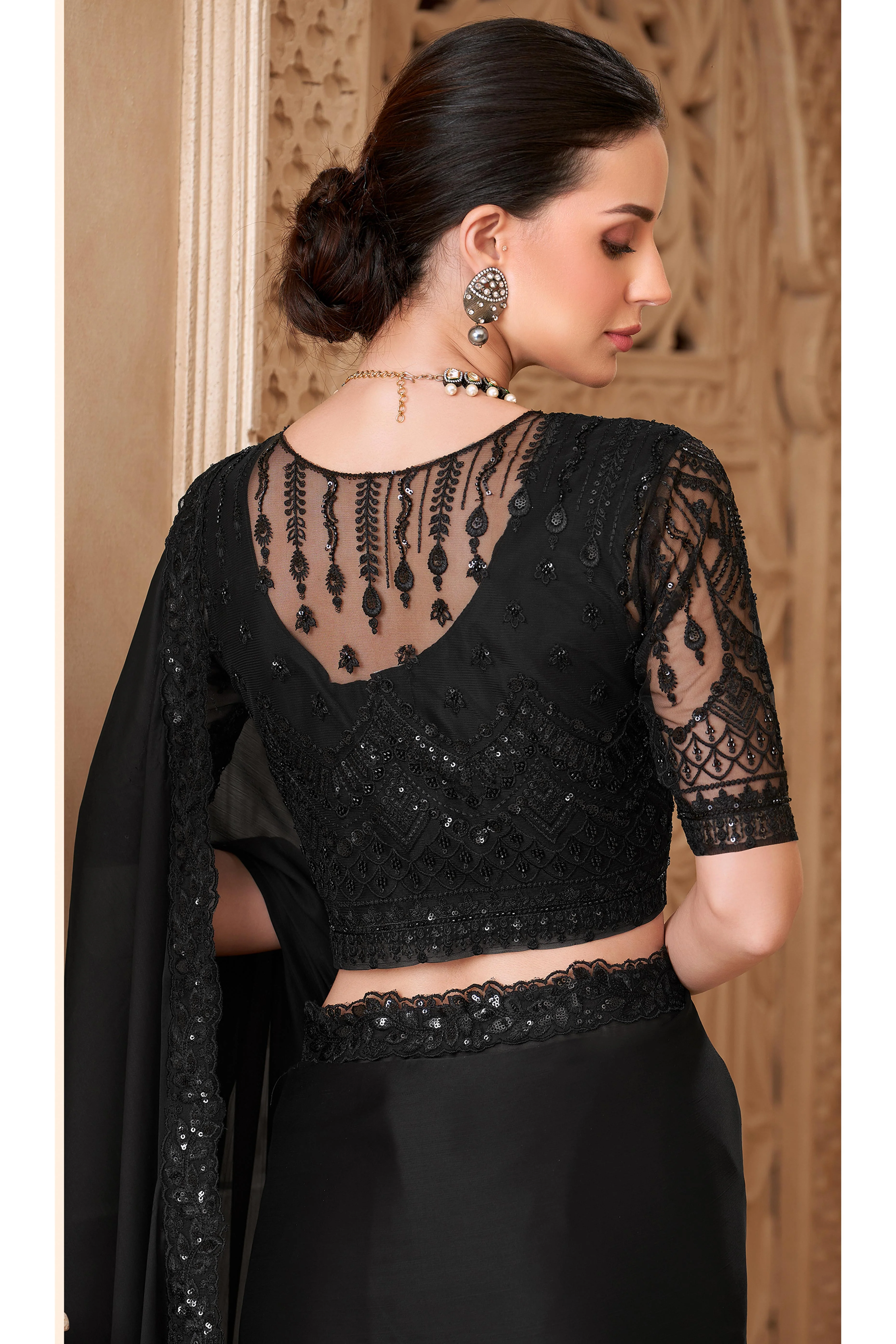 Shimmering Black Georgette Saree with Graceful Thread Embellishment and Sequins - Image 7