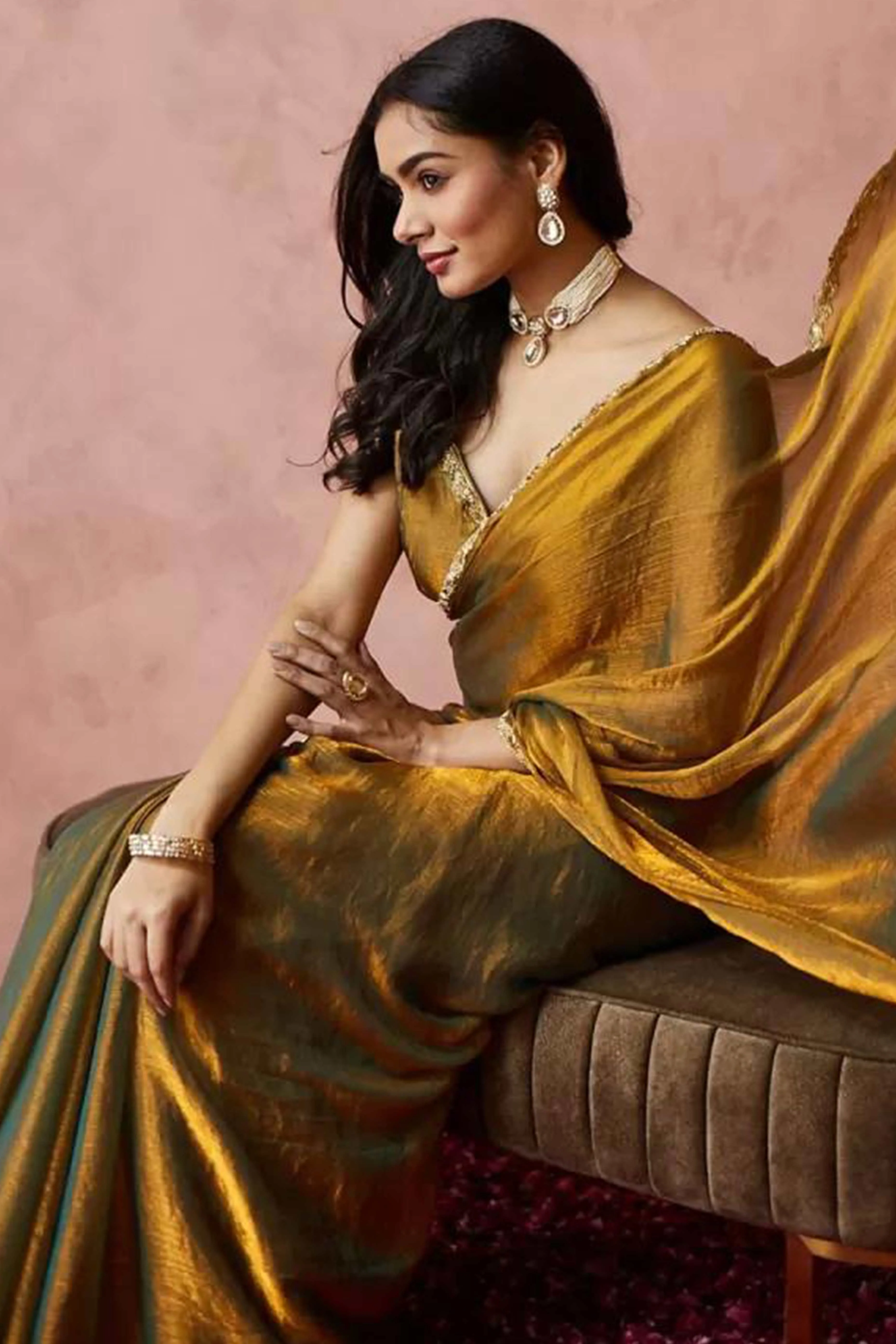 Shimmering Metallic Gold Chiffon Solid Saree With Stone Detailing - Image 5