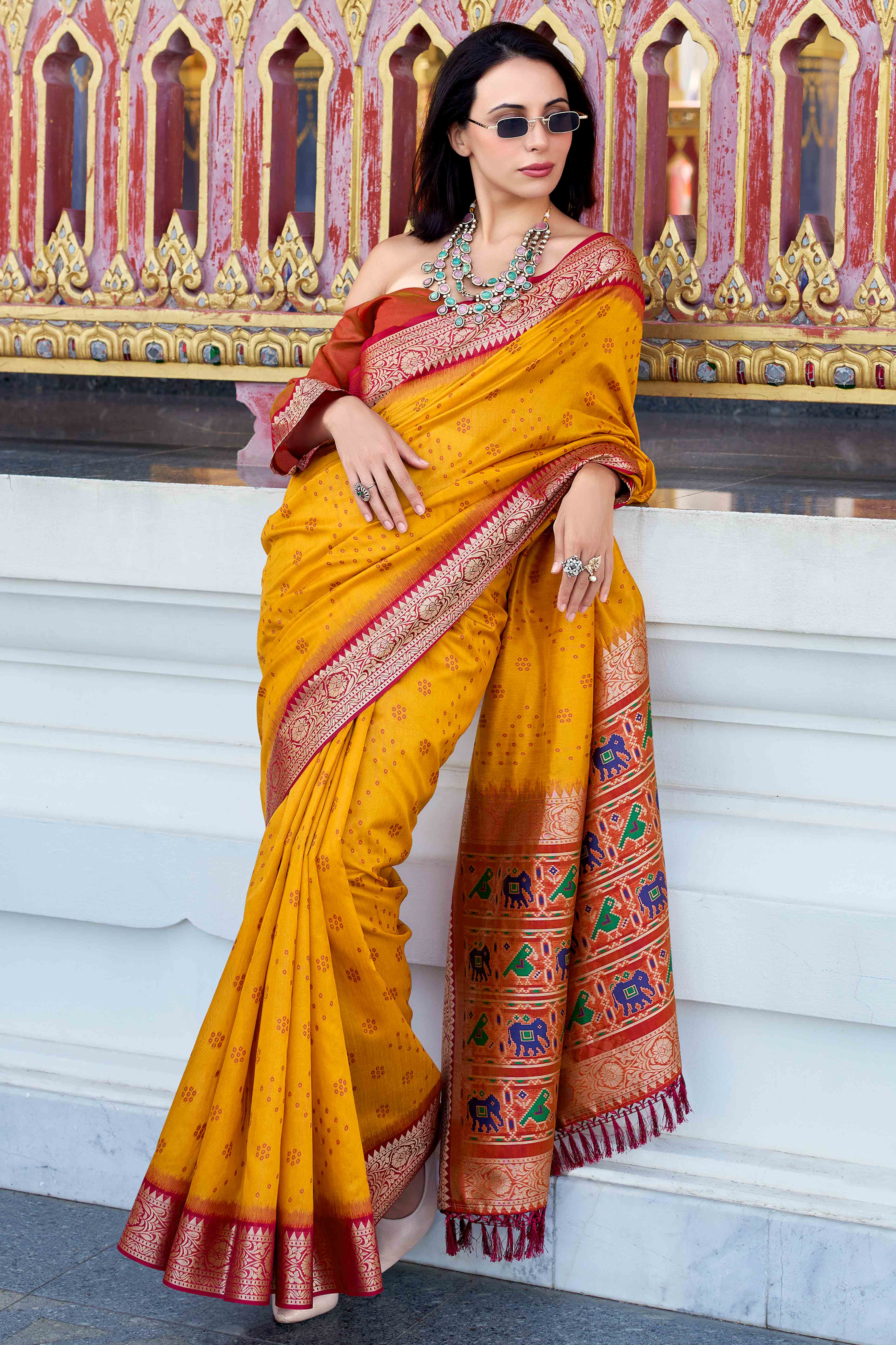 Silk Blend Woven Bandhani Saree In Mustard With Contrasting Patola Pallu - Image 3