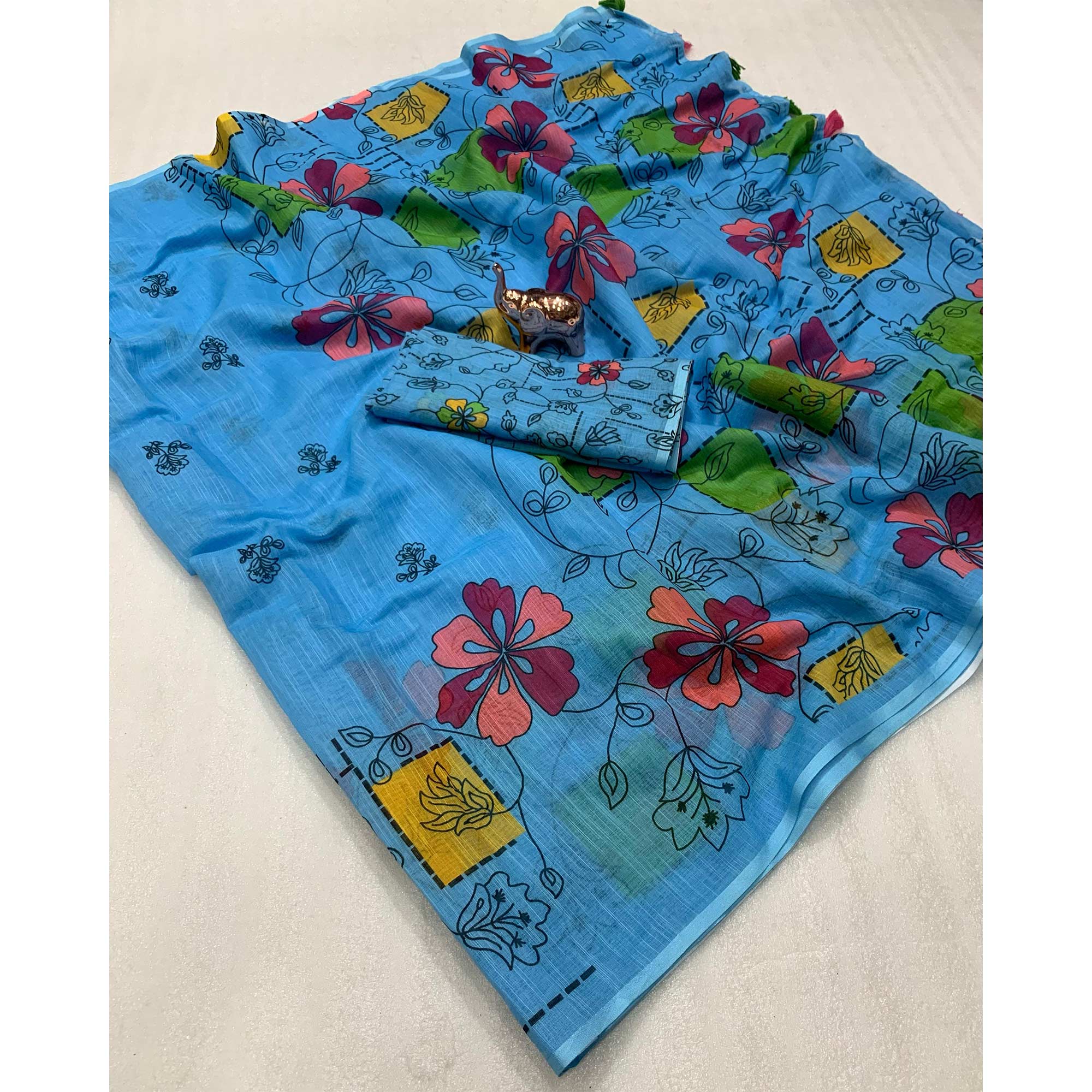 Sky Blue Floral Printed Linen Saree With Elegant Tassel Border - Image 3