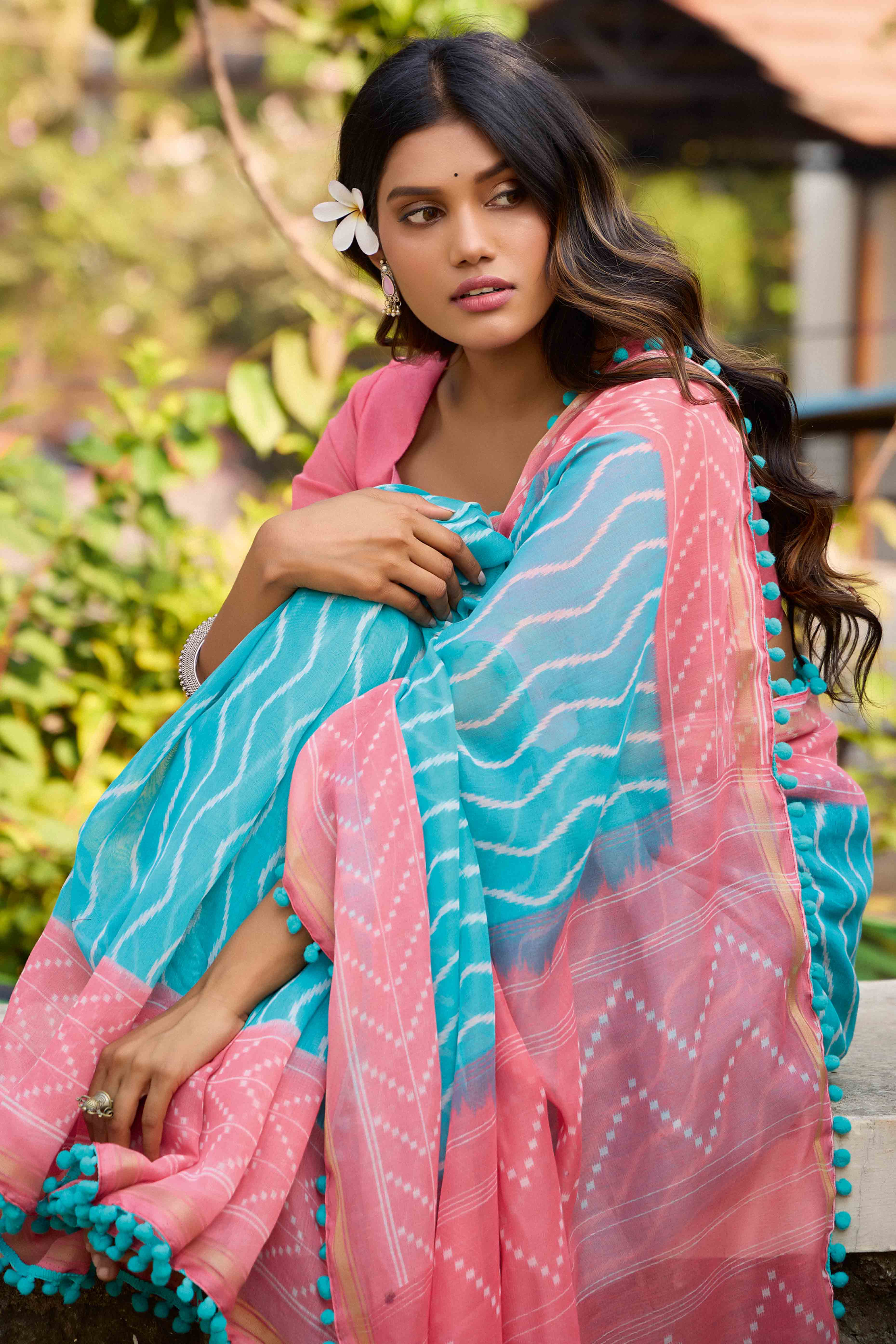 Sky Blue Printed Cotton Blend Saree With Pumpum Lace - Image 3