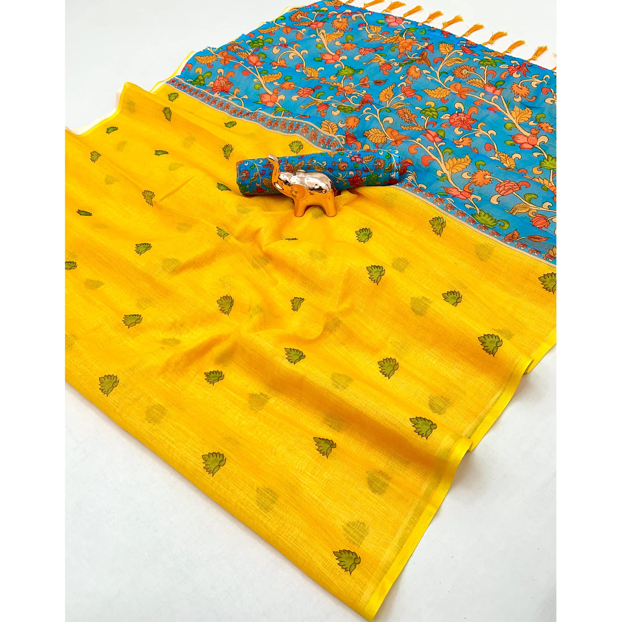 Soft & Comfortable Yellow Linen Saree with Modern Printed Styling - Image 3