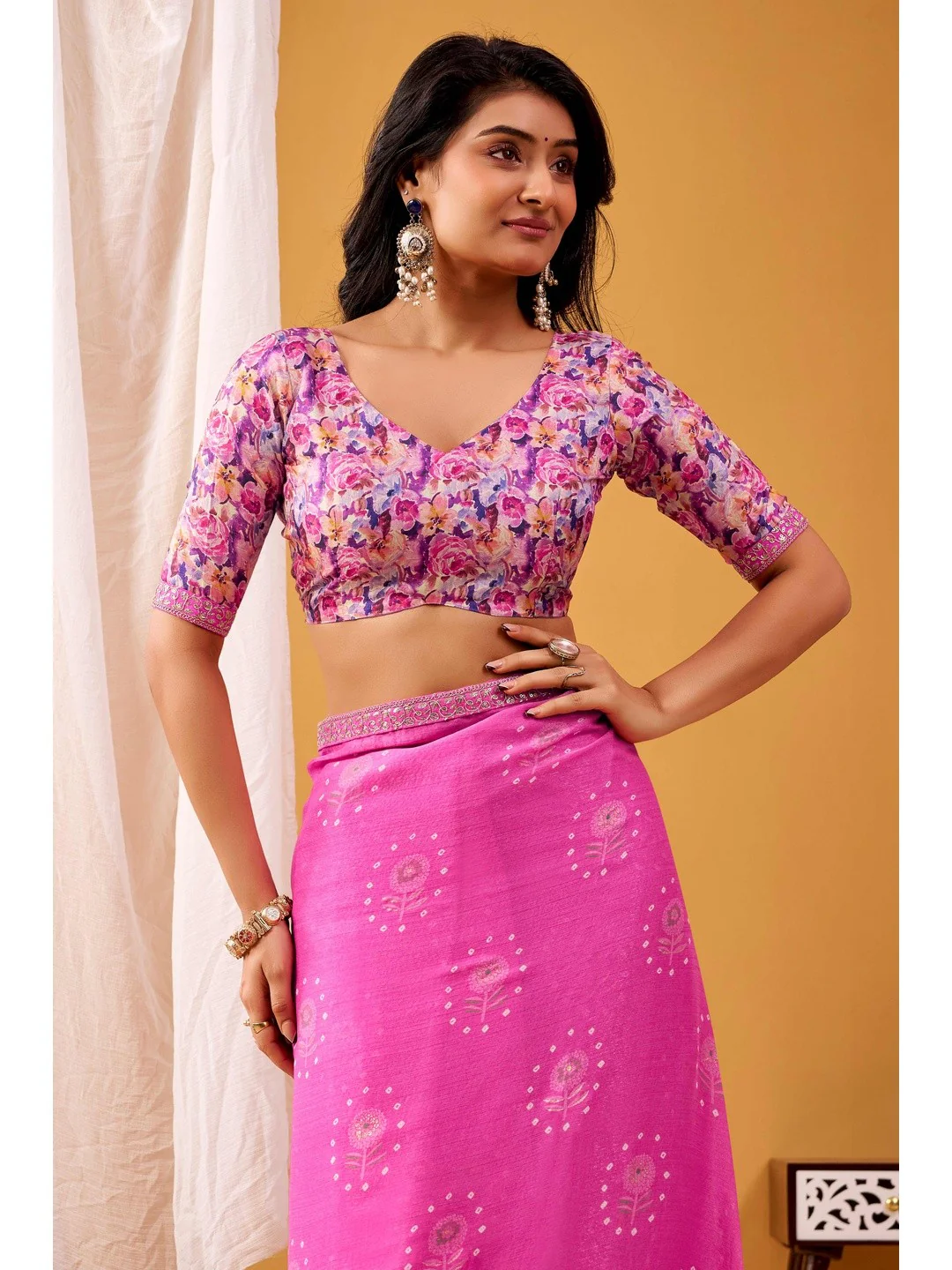 Soft Pink Floral & Bandhani Foil Printed Chiffon Saree Enhanced By Fine Sequins Embroidered Border - Image 4