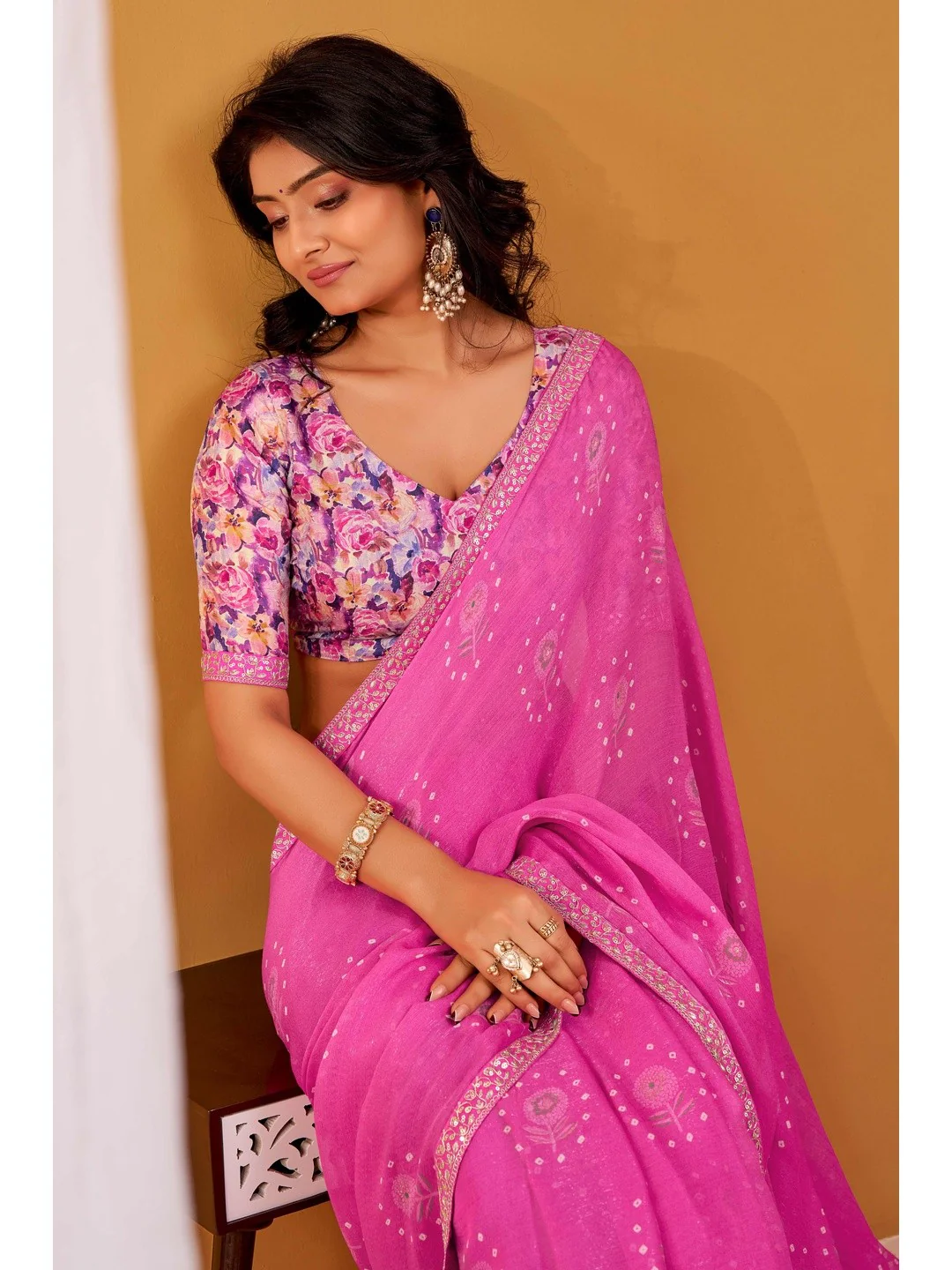 Soft Pink Floral & Bandhani Foil Printed Chiffon Saree Enhanced By Fine Sequins Embroidered Border - Image 5