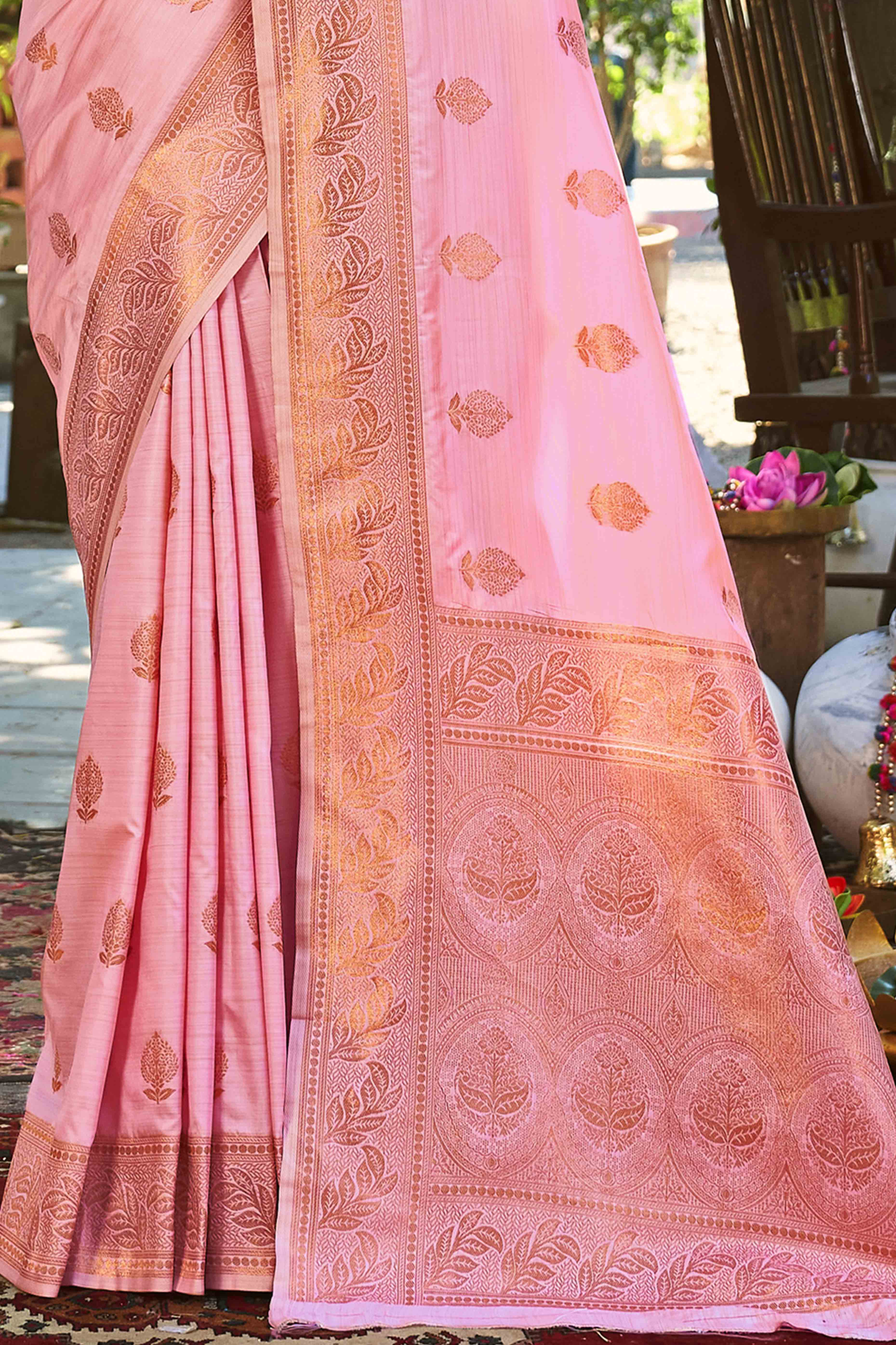 Sophisticated Floral Zari Woven Banarasi Silk Saree In Pink - Image 4