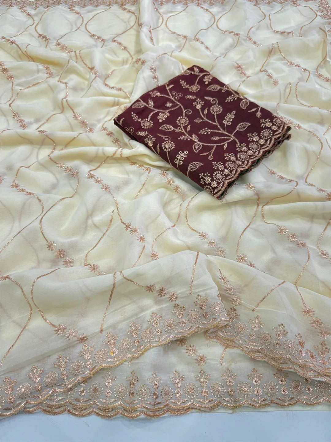 Sophisticated Offwhite Georgette Saree Showcasing Sequins & Golden Thread Embroidery - Image 3