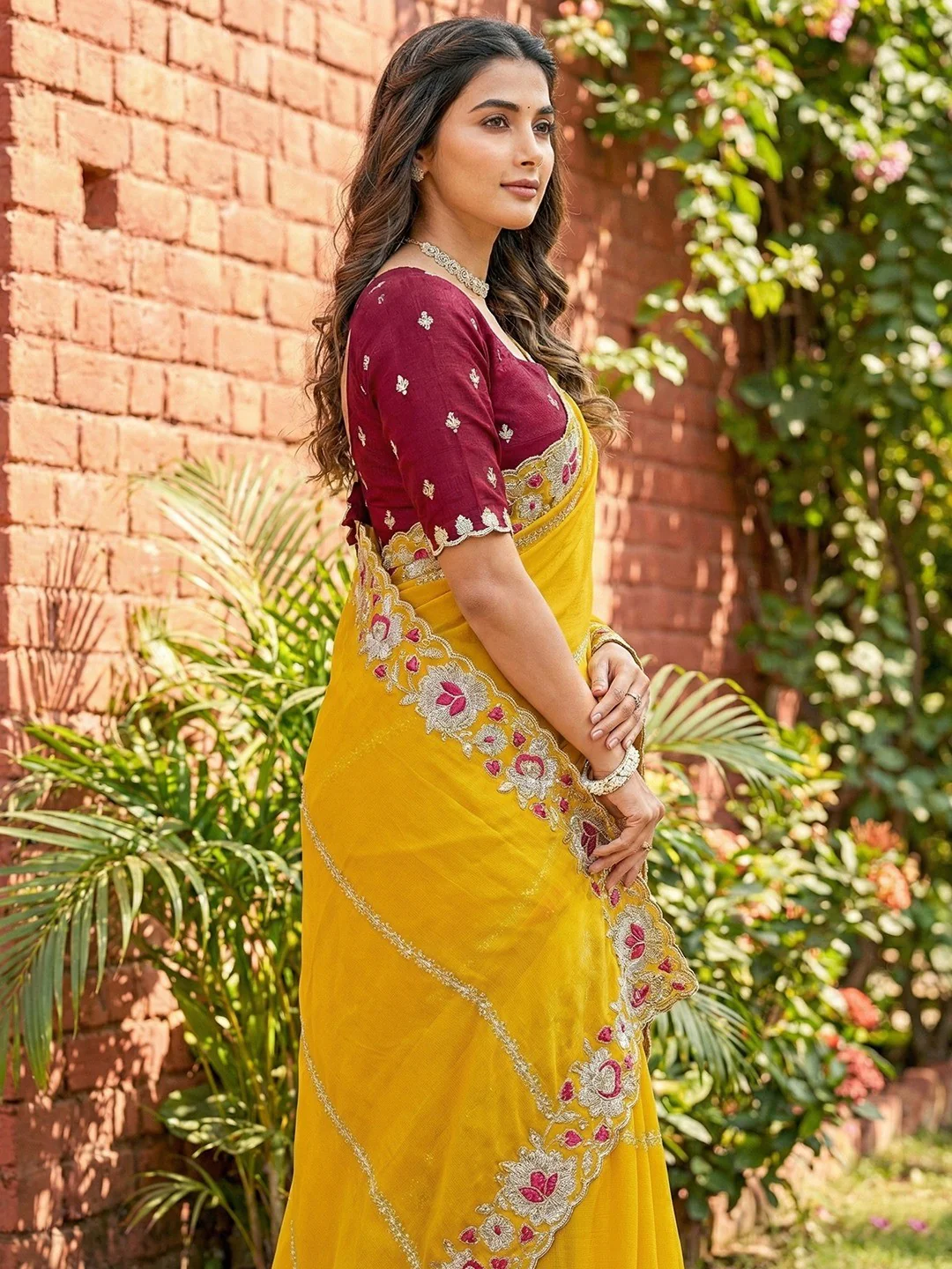 Sophisticated Yellow Striped Pattern Georgette Saree With Floral Thread Embroidered Border - Image 4