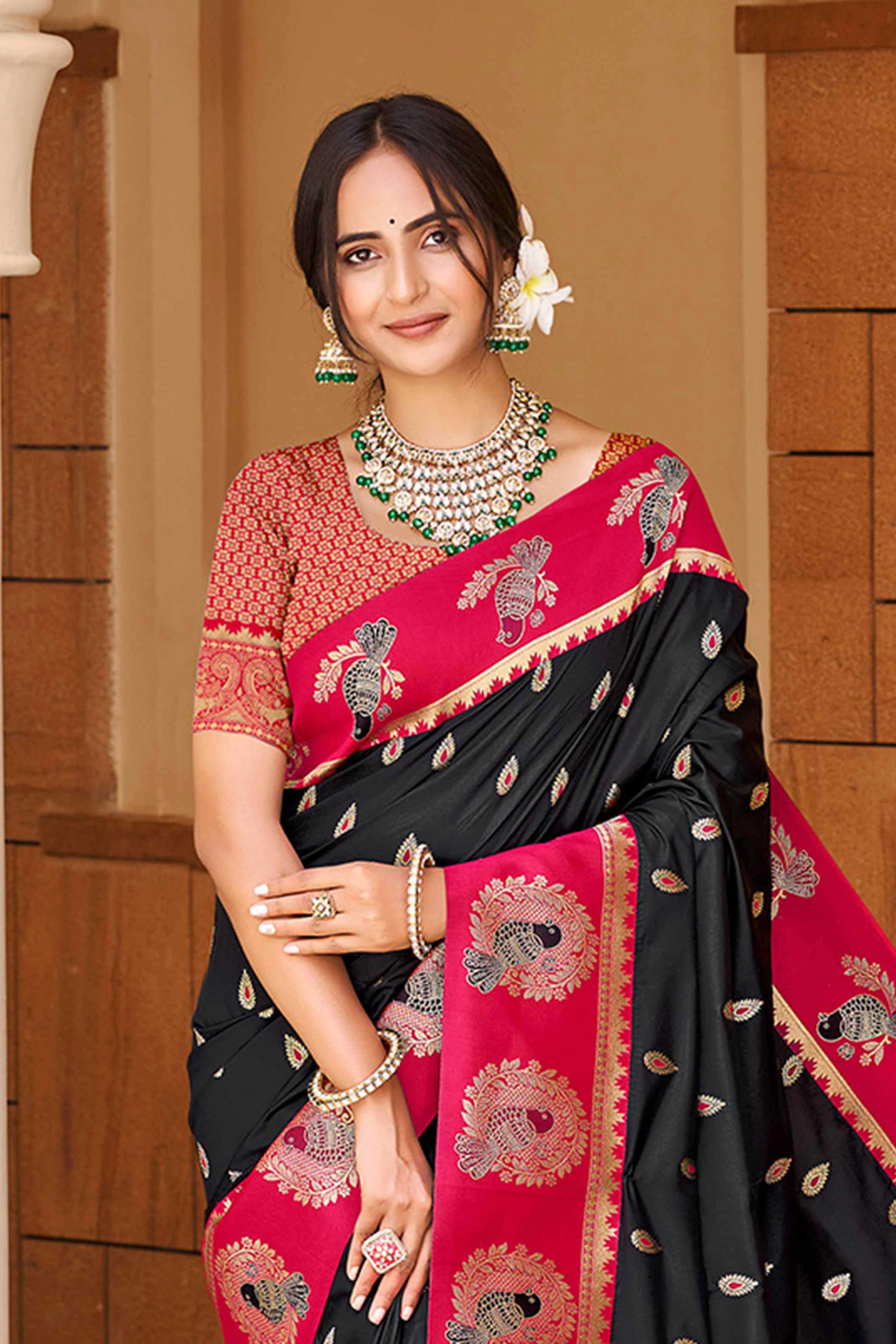 Stunning Black Floral Weaving Silk Blend Saree With Birds Design Border & Tassel Pallu - Image 4