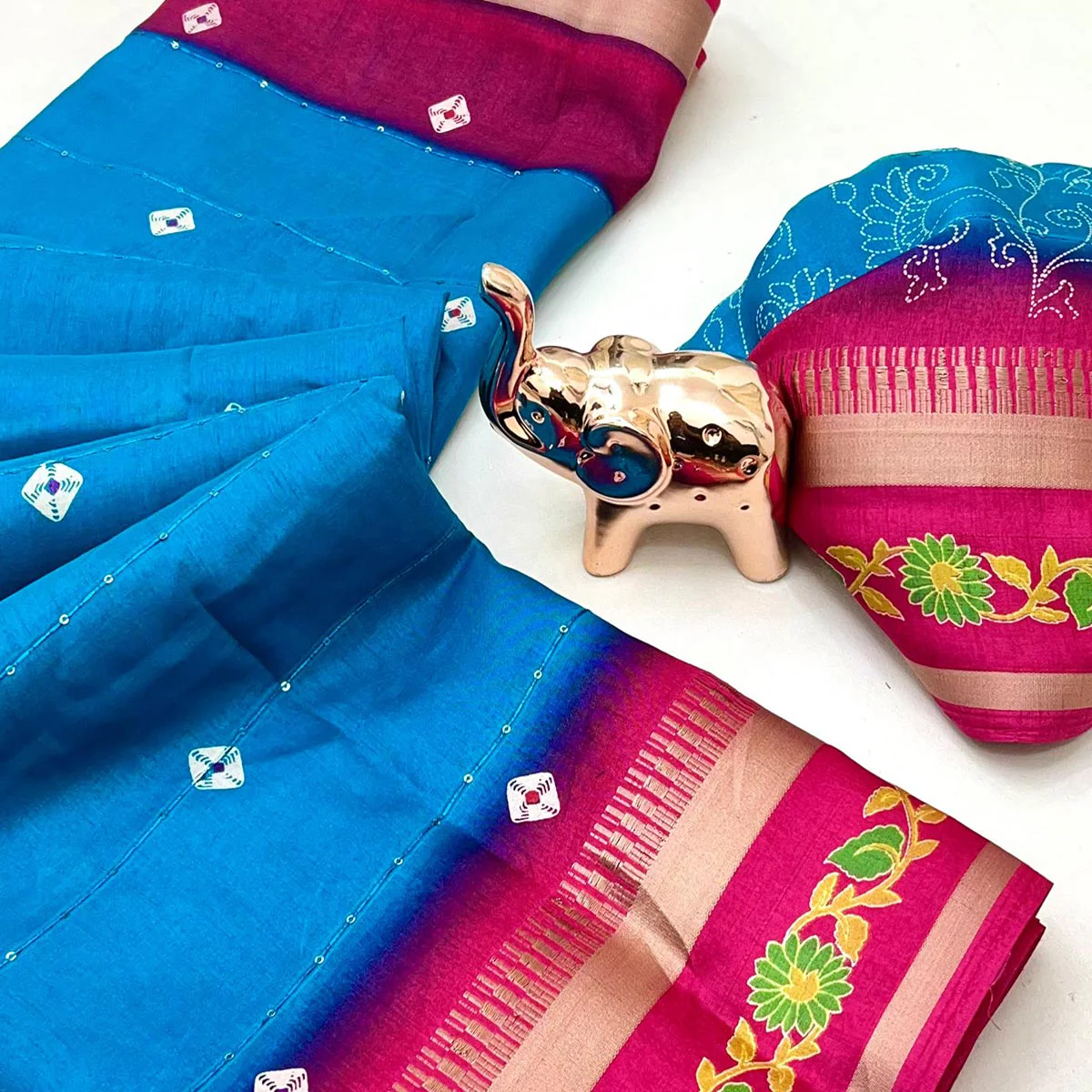 Stylish Blue Cotton Blend Saree Featuring Bandhani & Floral Prints With Sparkling Sequins - Image 2