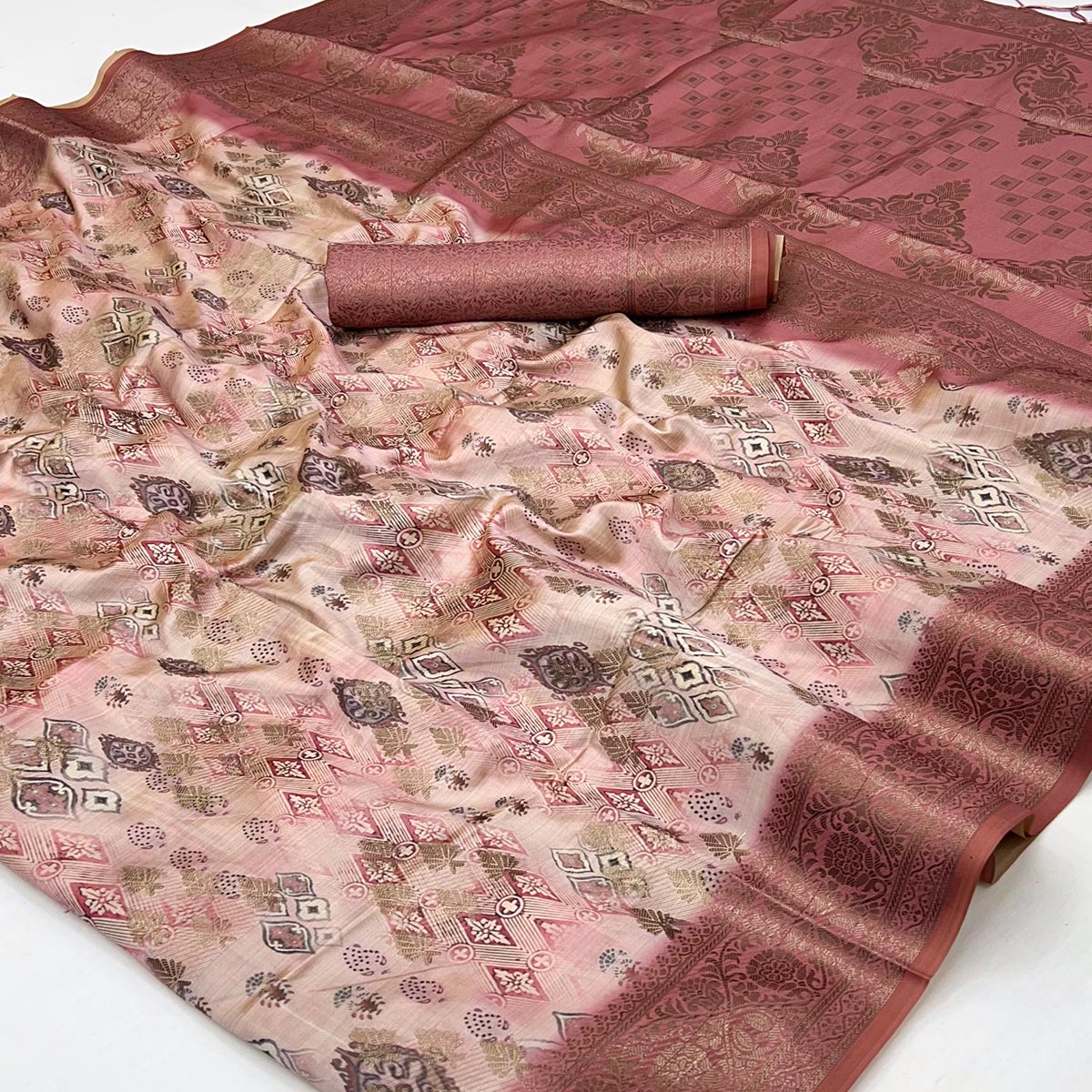 Stylish Dark Peach Silk Blend Saree Featuring Floral Zari Weaving & Digital Print - Image 2