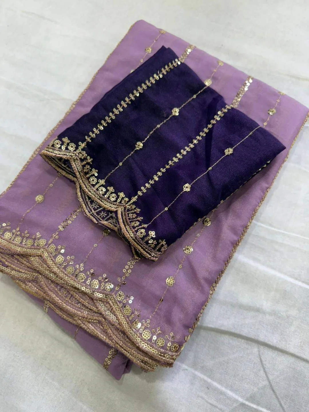 Stylish Lavender Stripe Pattern Georgette Saree With Shimmering Sequins Embroidery Work - Image 3