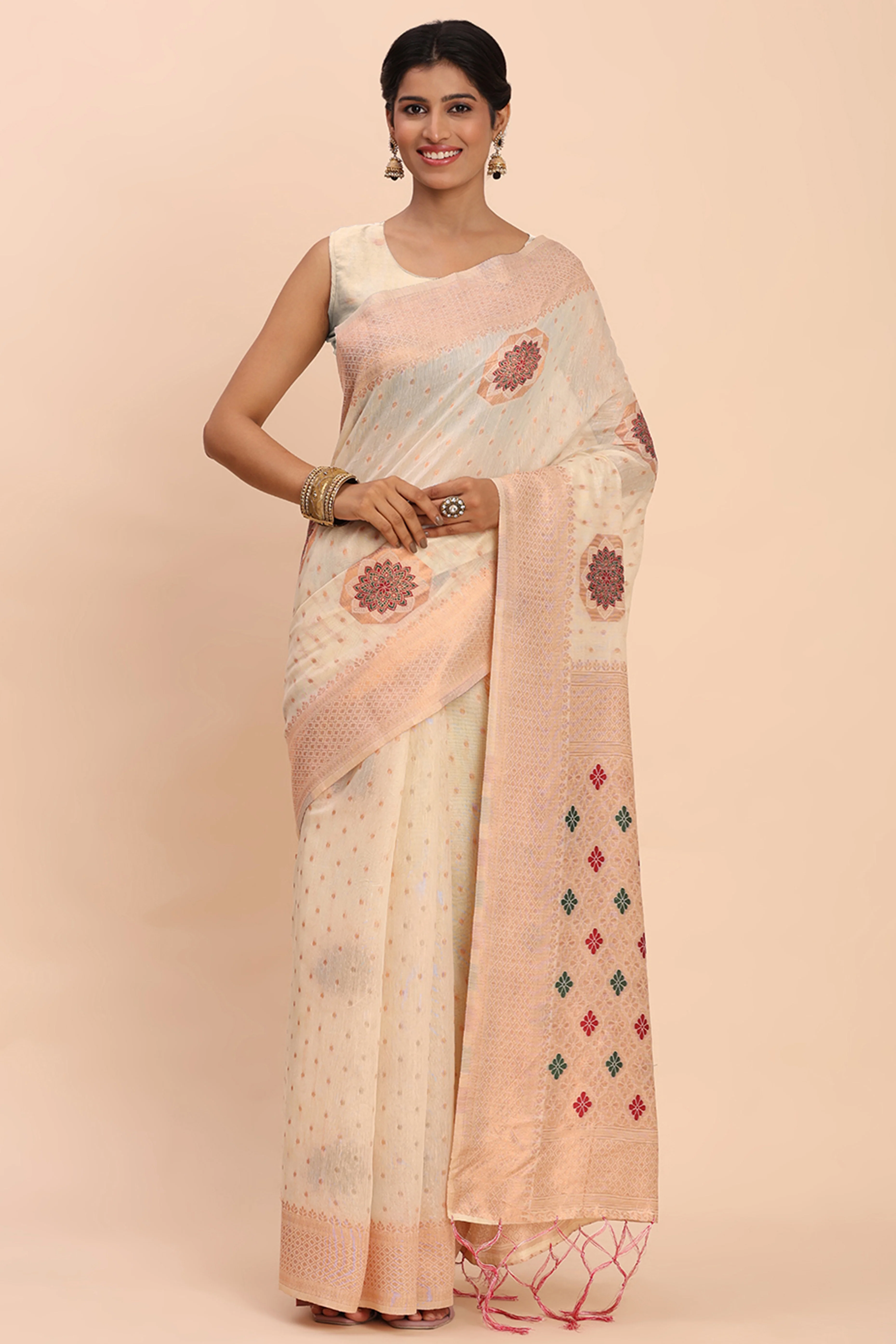 Stylish Offwhite Floral Zari Weaving Linen Cotton Saree With Graceful Tassel Pallu - Image 3
