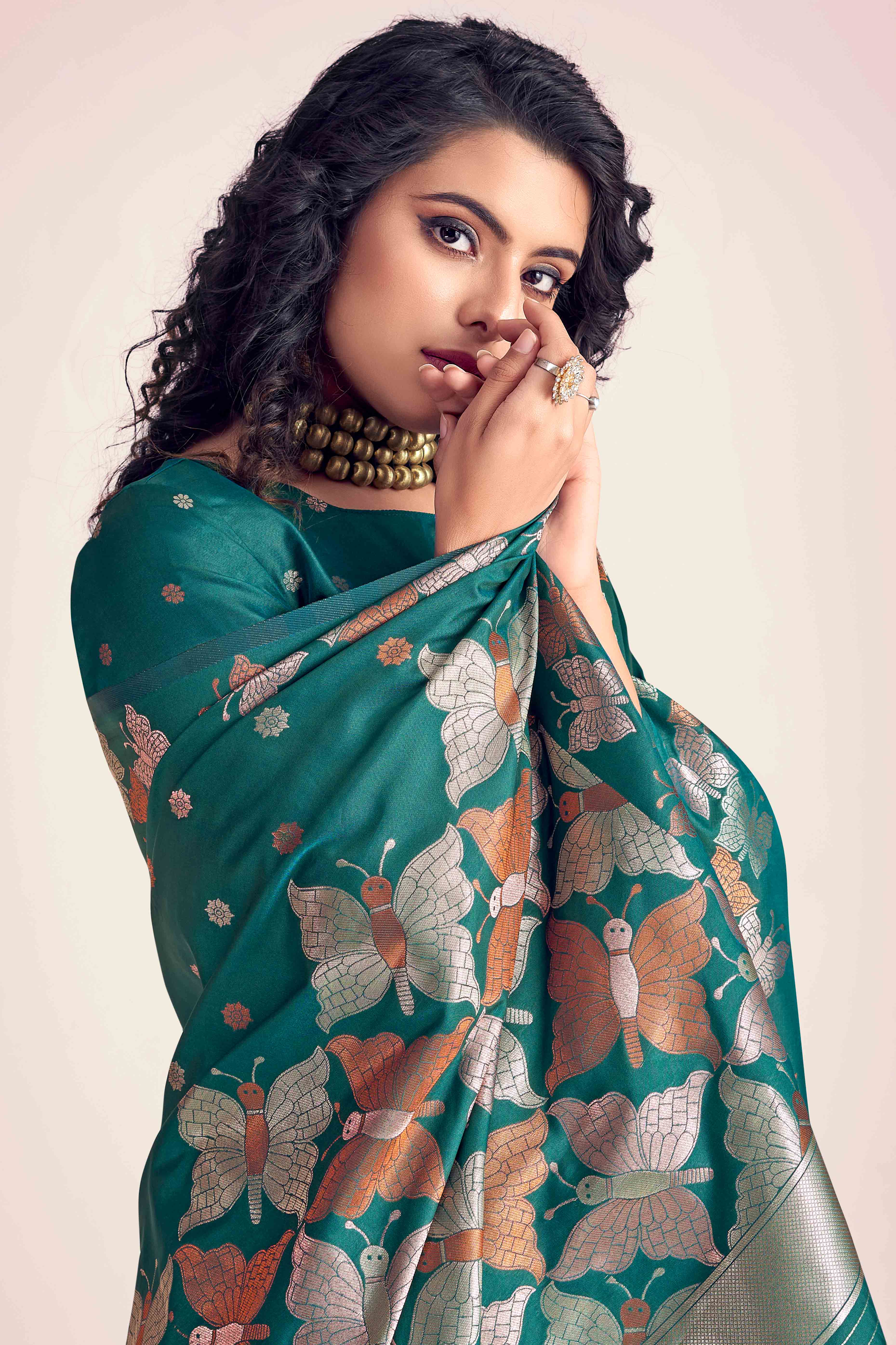 Teal Banarasi Silk Saree With Zari Woven Floral & Butterfly Motifs - Image 3