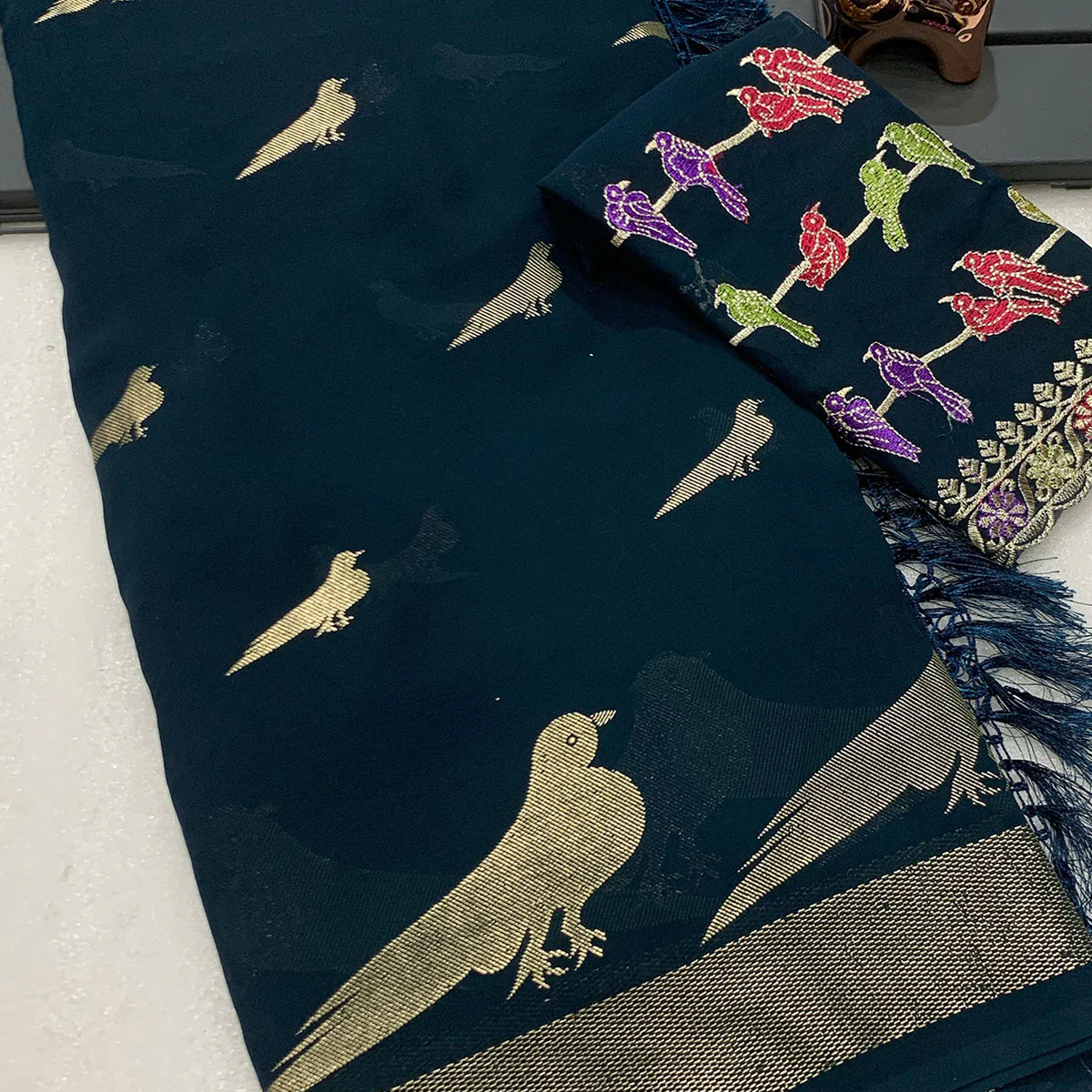 Teal Georgette Saree Adorned With Elegant Bird Embroidery - Image 2