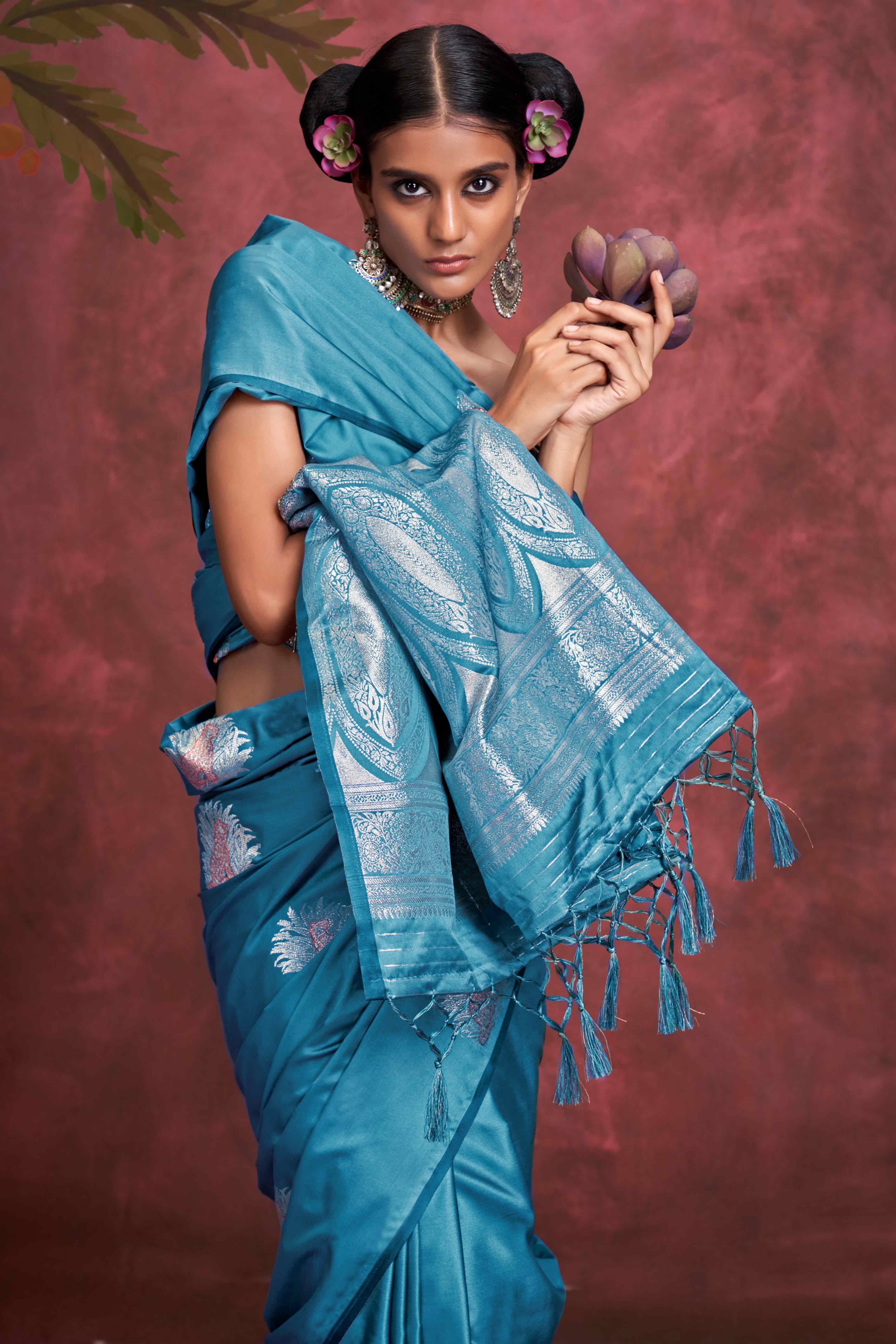 Teal Handloom Weaving Satin Saree - Image 4