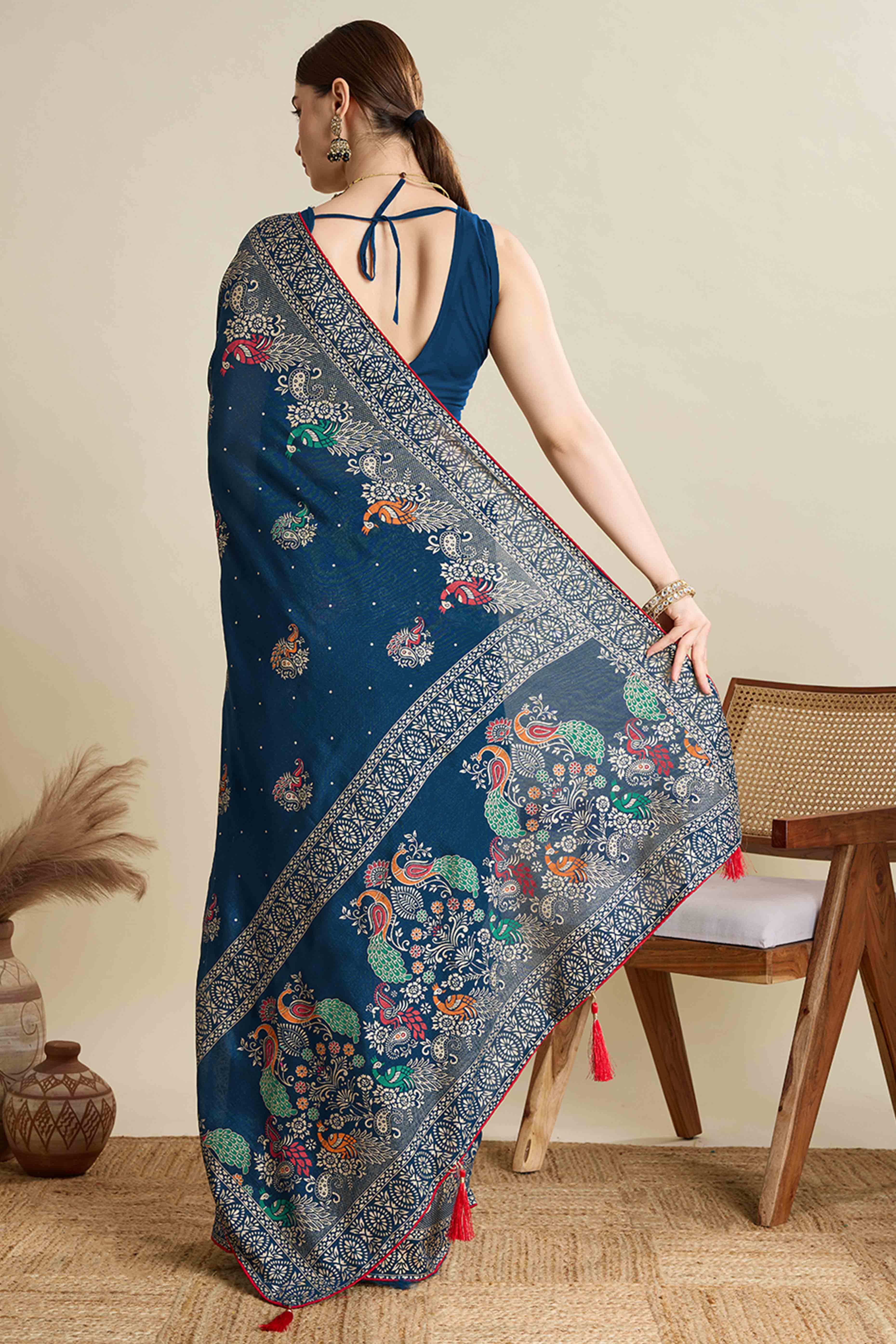 Teal Lightweight Cotton Silk Saree with Delicate Paisley Prints - Image 4