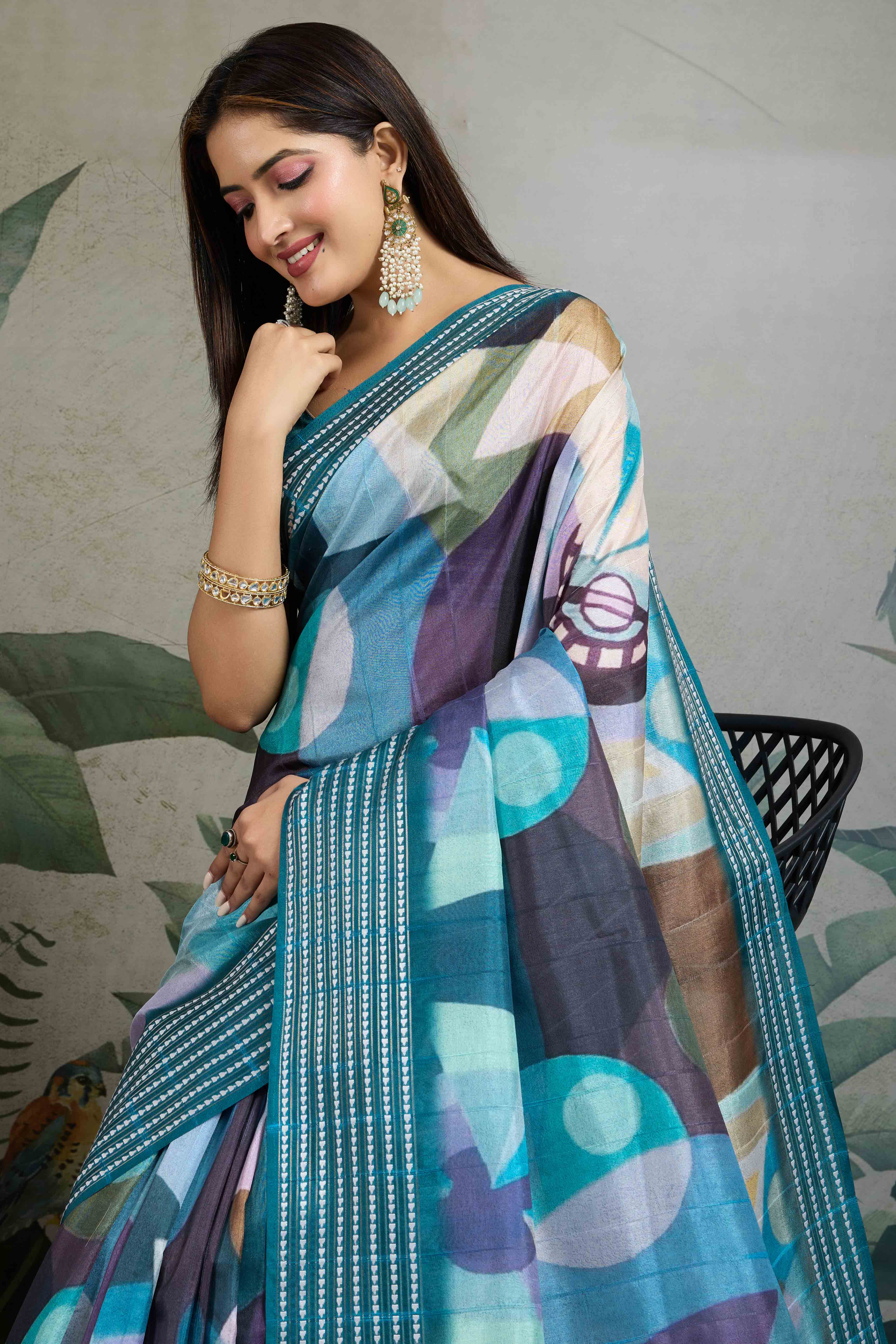Teal Silk Blend Saree with Geometric Print - Image 6